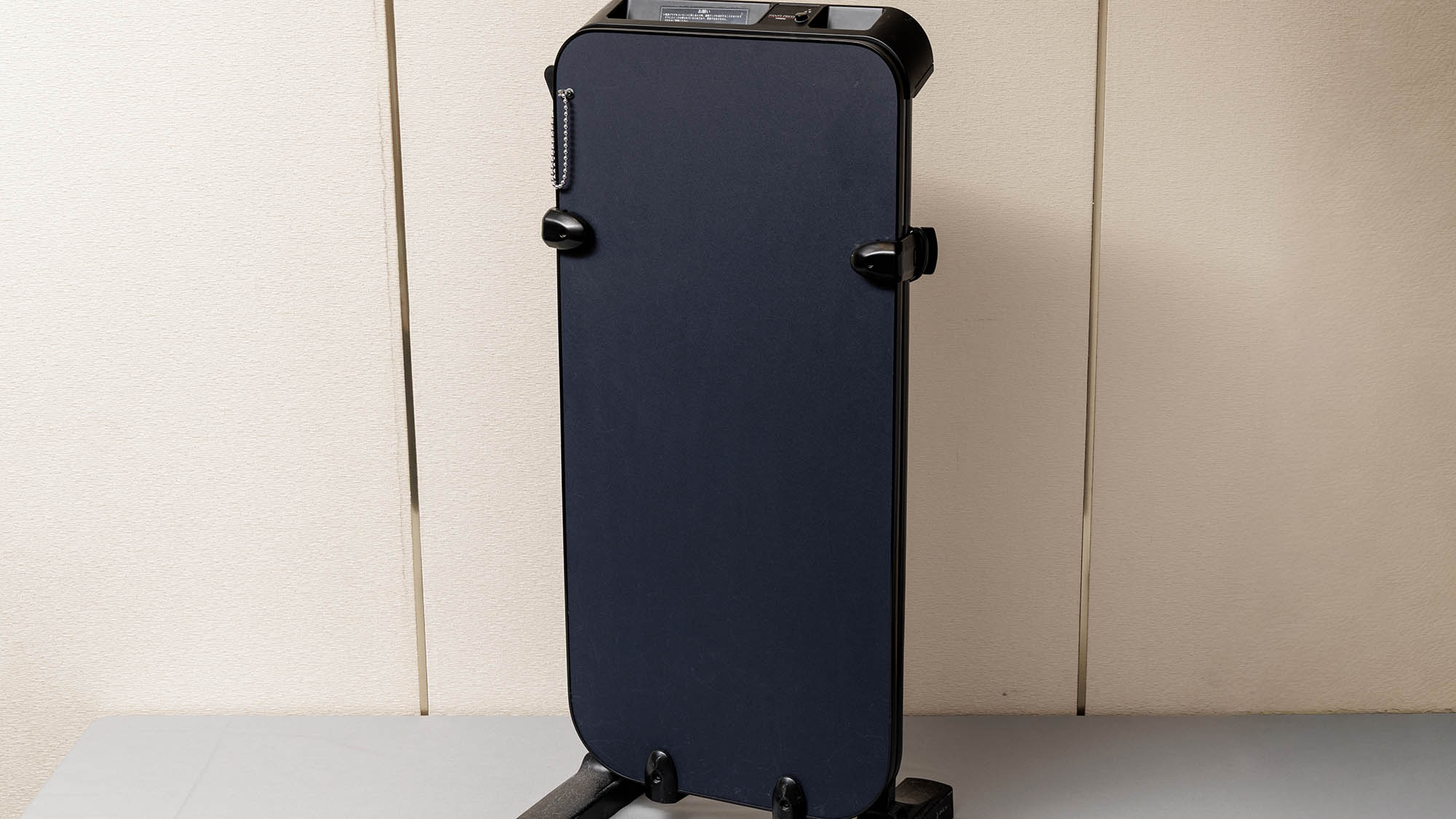 貸出備品：ズボンプレッサー