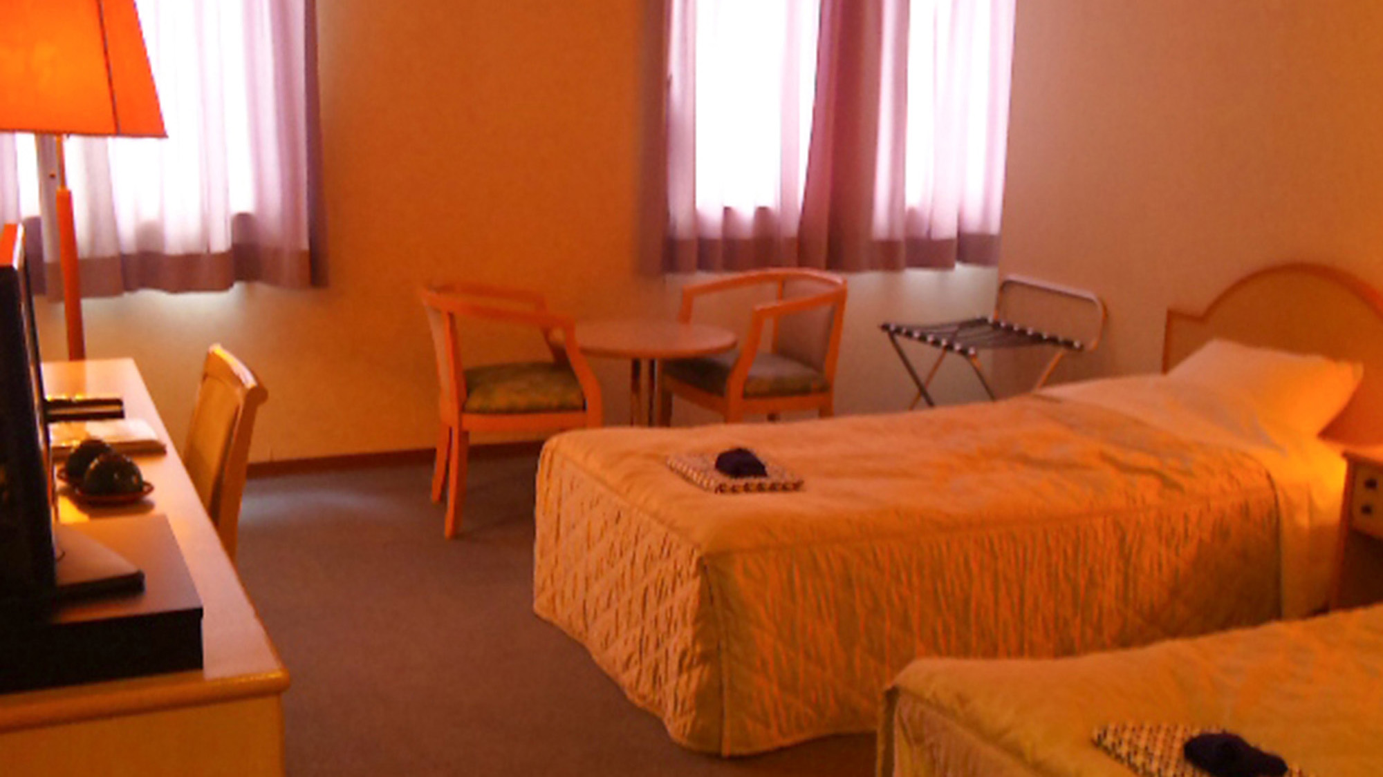 ・【ツインルーム】ゆとりある空間で、大切な方との語らいの時間を、心ゆくまでお過ごしいただけます