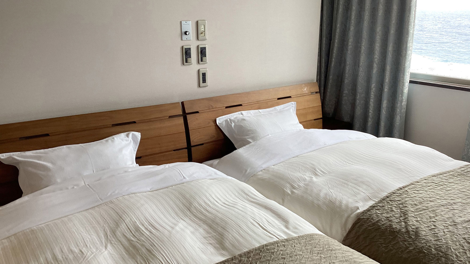 ・【デラックスツインルーム】海側の絶景を楽しめる1室限定のお部屋。カップルや夫婦におすすめです
