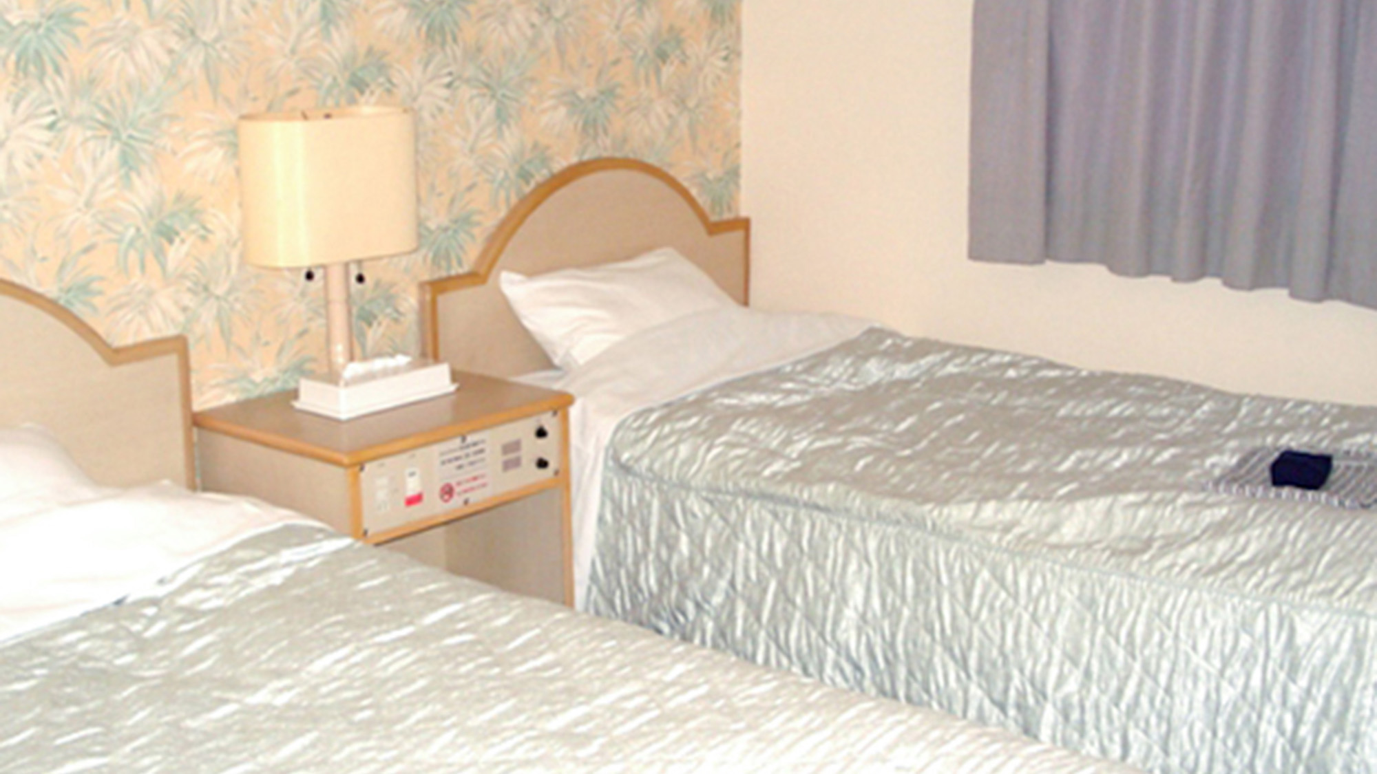 ・【ツインルーム】自分のスペースをしっかり確保して休みたいという方にぴったりのお部屋です