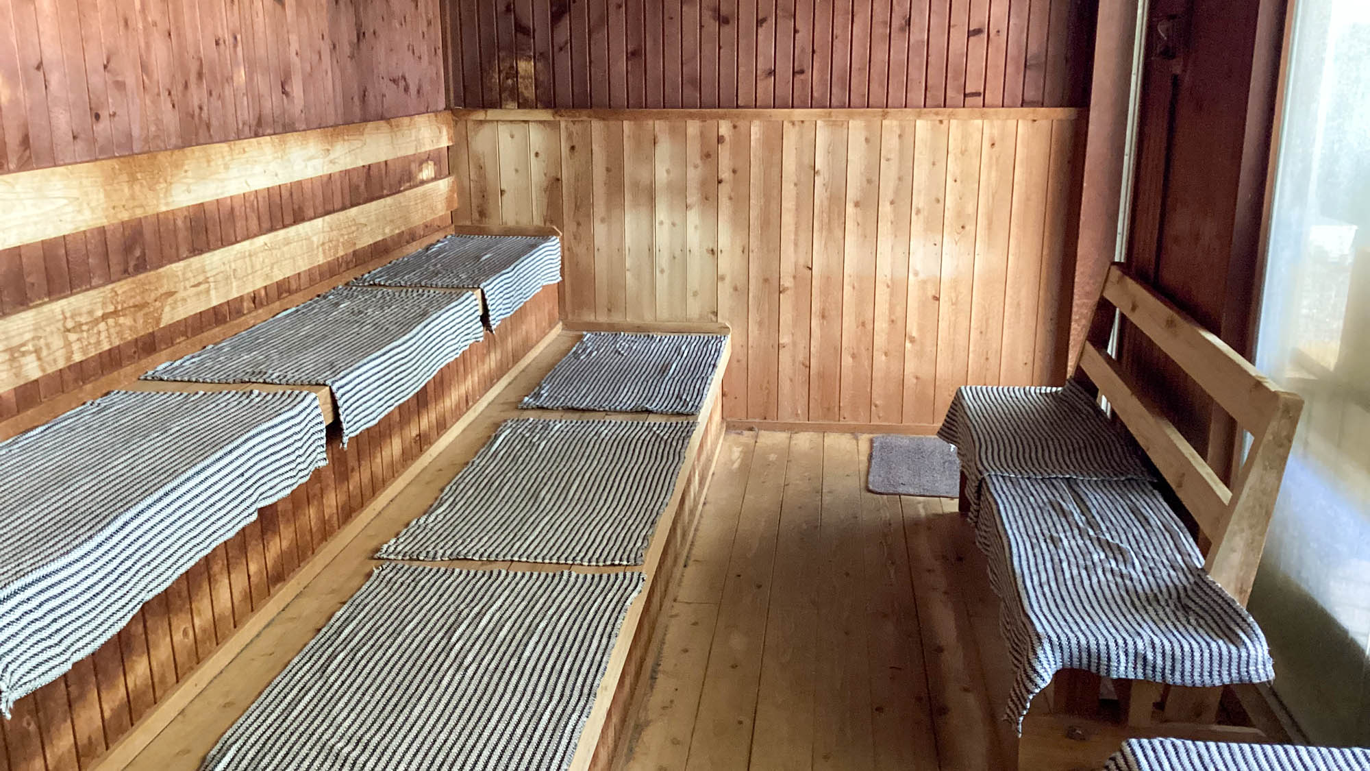 ・【大浴場】サウナで汗を流し、心身ともにデトックス。極上のととのい時間をご体験ください