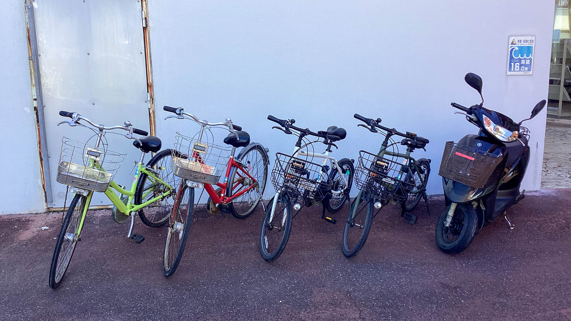 ・【レンタル】レンタカー／原付／電動自転車／自転車 レンタル可能。事前連絡要（現地にて別途徴収）