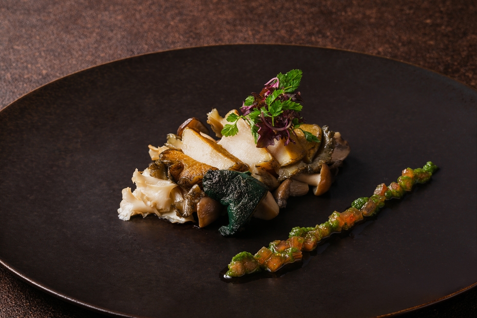 【プレミアム】伊勢えび・あわび・松阪牛をいただく美食フレンチコース《ブリリアント》