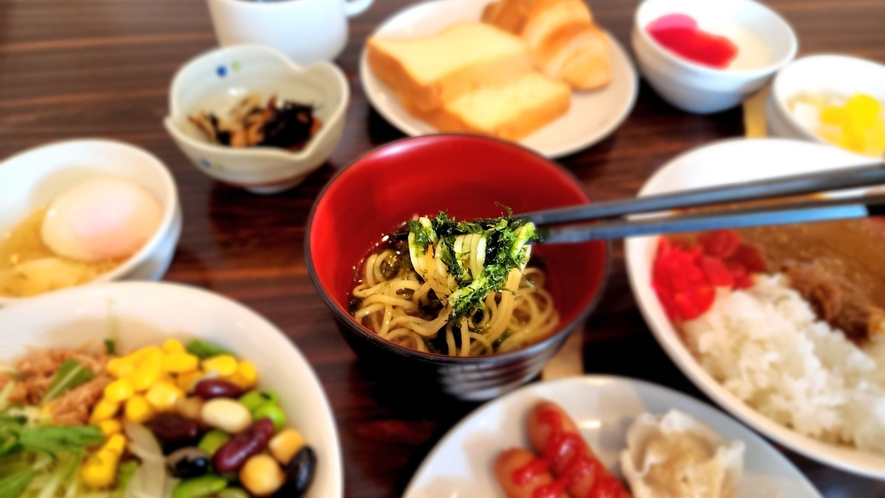 【朝食バイキング一例】磯ラーメン