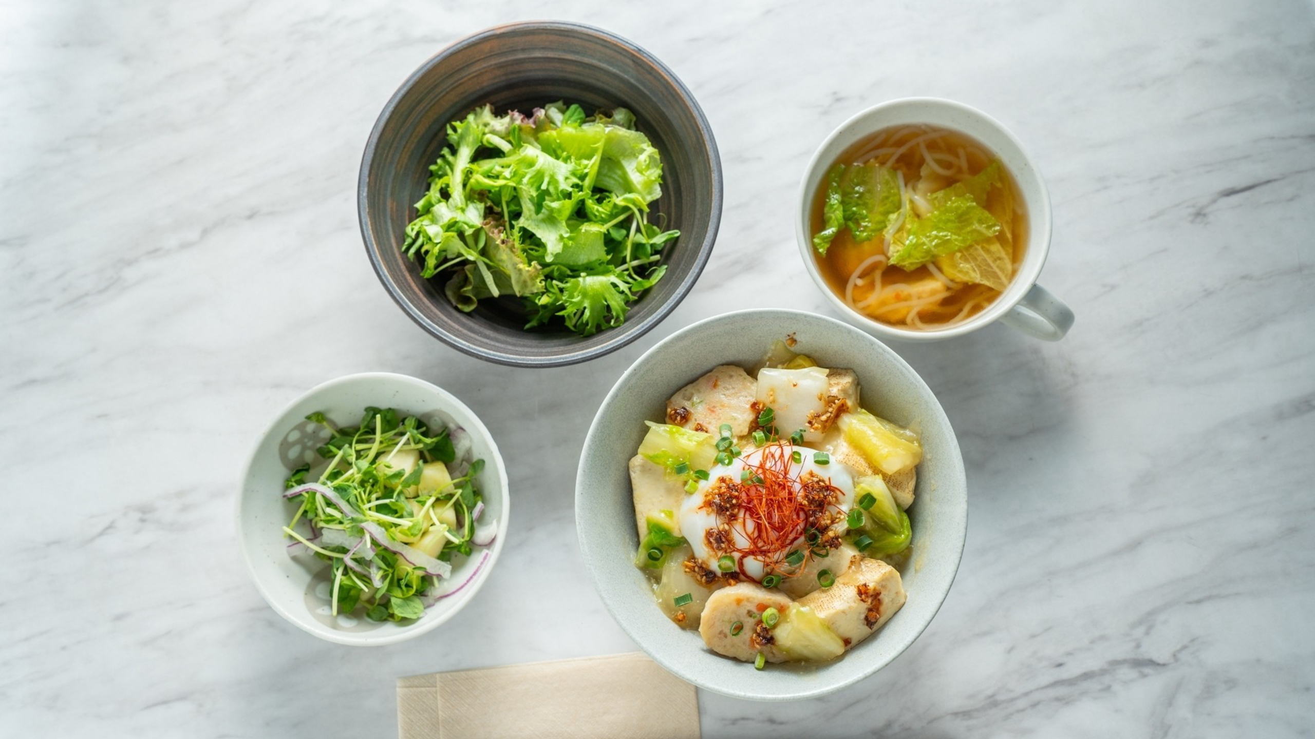 【ディナータイム・定食一例】ヘルシー豆腐DON定食