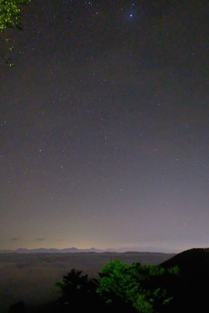 星空と夜景