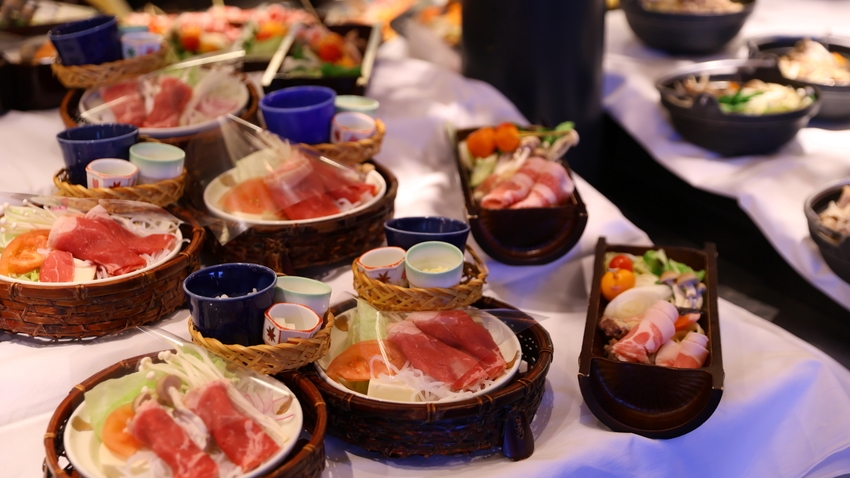 《エコプラン》【気兼ねなく過ごせる】ふとんセルフでお得に宿泊 夕食は和洋中贅沢創作バイキング
