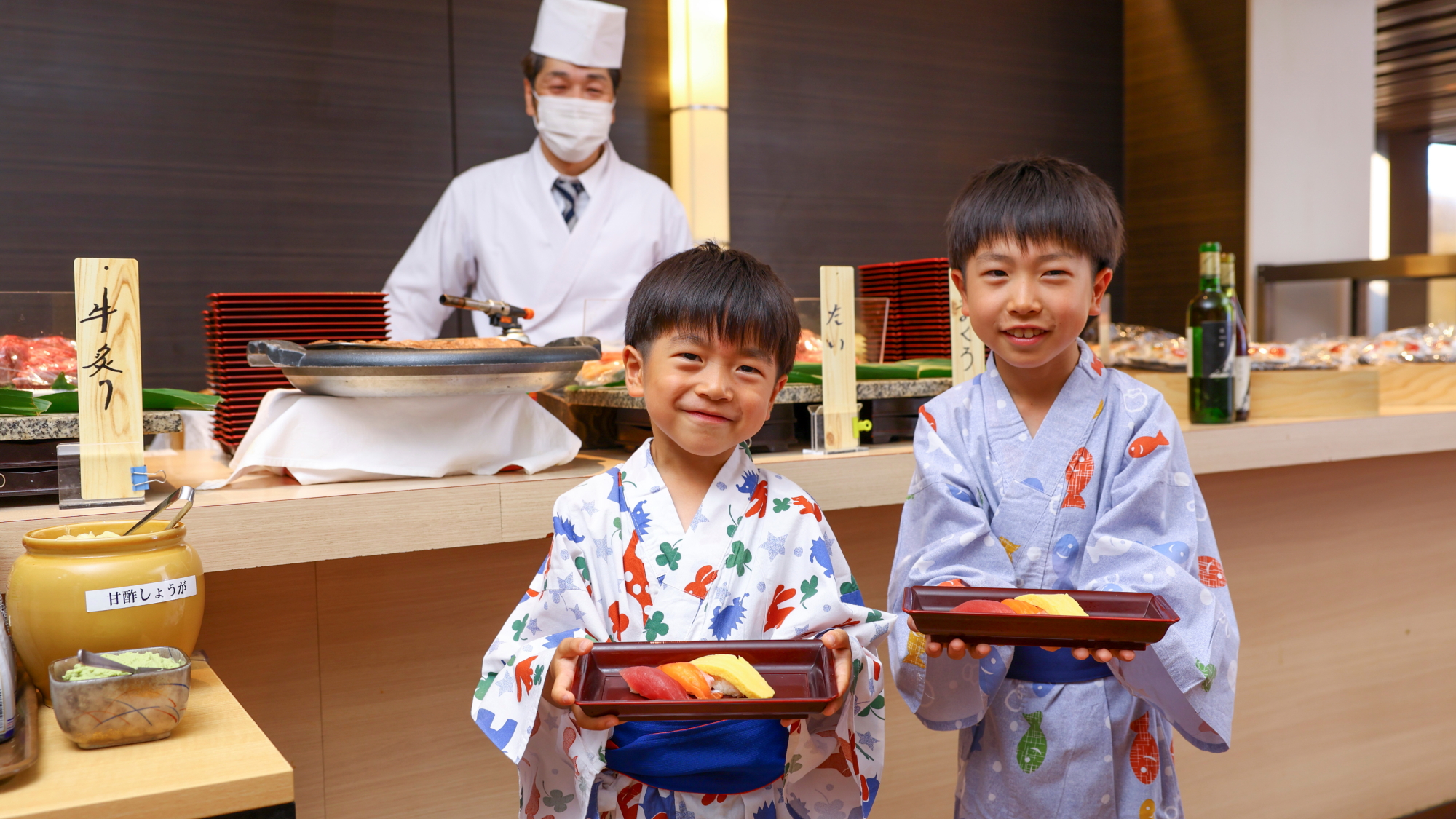 目の前で握るお寿司も人気！お子様も嬉しいホテルふじのバイキング