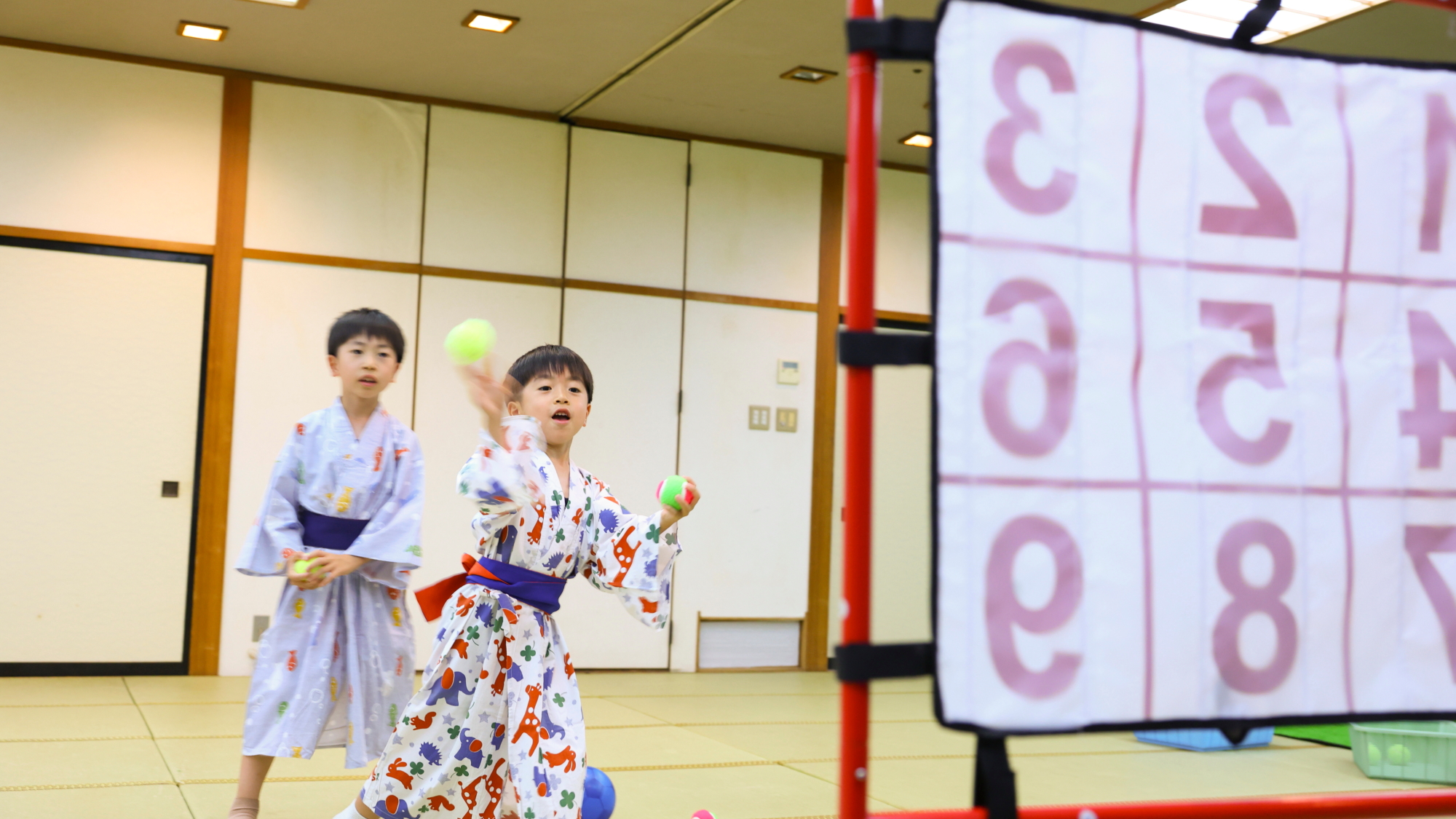 広い畳の部屋でたくさん遊んでくださいね♪