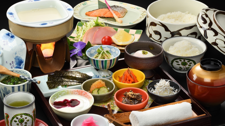 【夕食なし・朝食付き】客室露天風呂と源泉掛け流しを楽しむ♪１泊朝食付きプラン