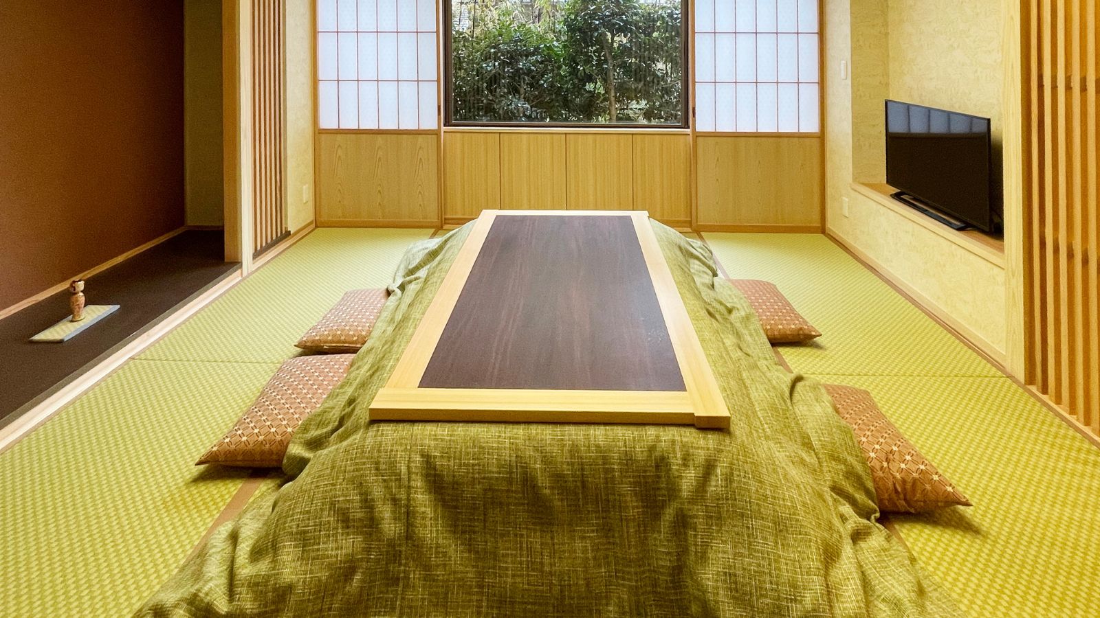 あかしや館１階