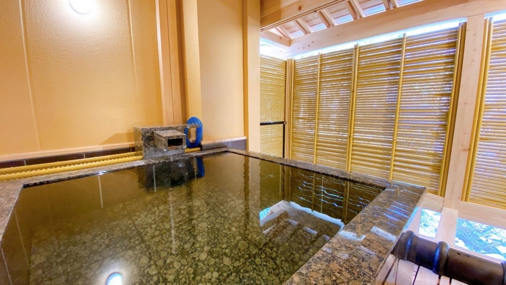 あかしや館１階