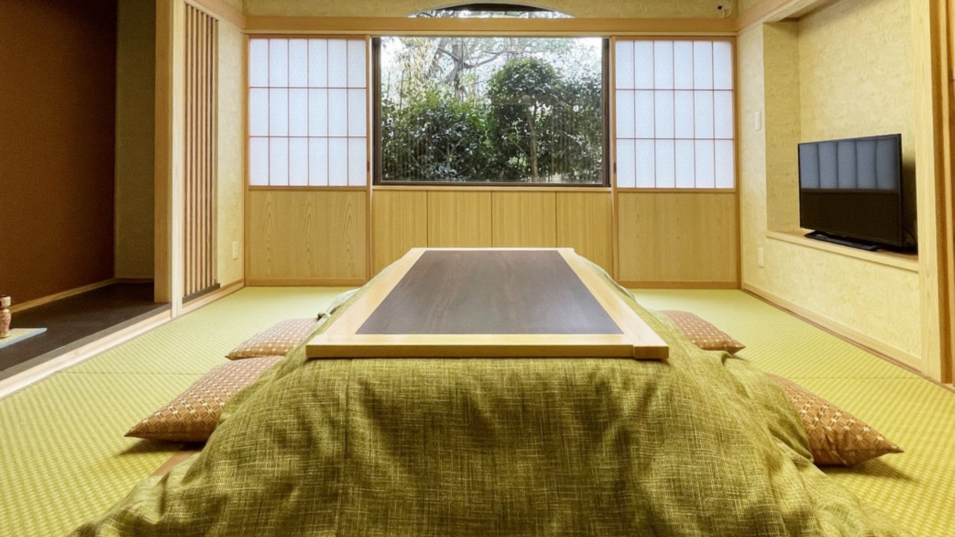 あかしや館１階