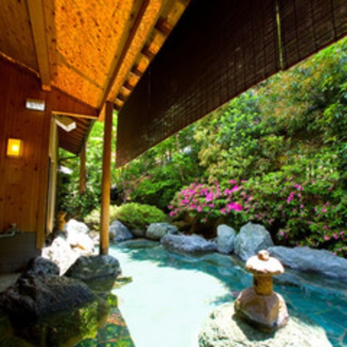 【別館・竹林庭瑞穂】露天岩風呂　雲龍の湯/殿湯