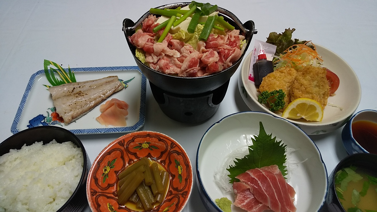 和室６畳（２食付）【バス・トイレ共同】