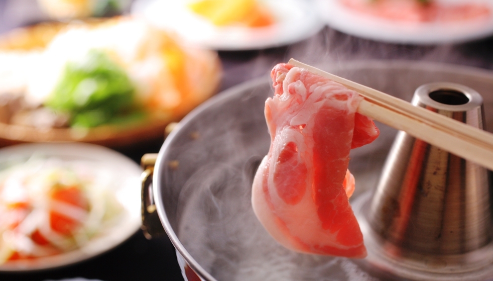 【しゃぶしゃぶ】新潟県のブランド豚＜純白のビアンカ＞をしゃぶしゃぶで食す♪1泊2食付