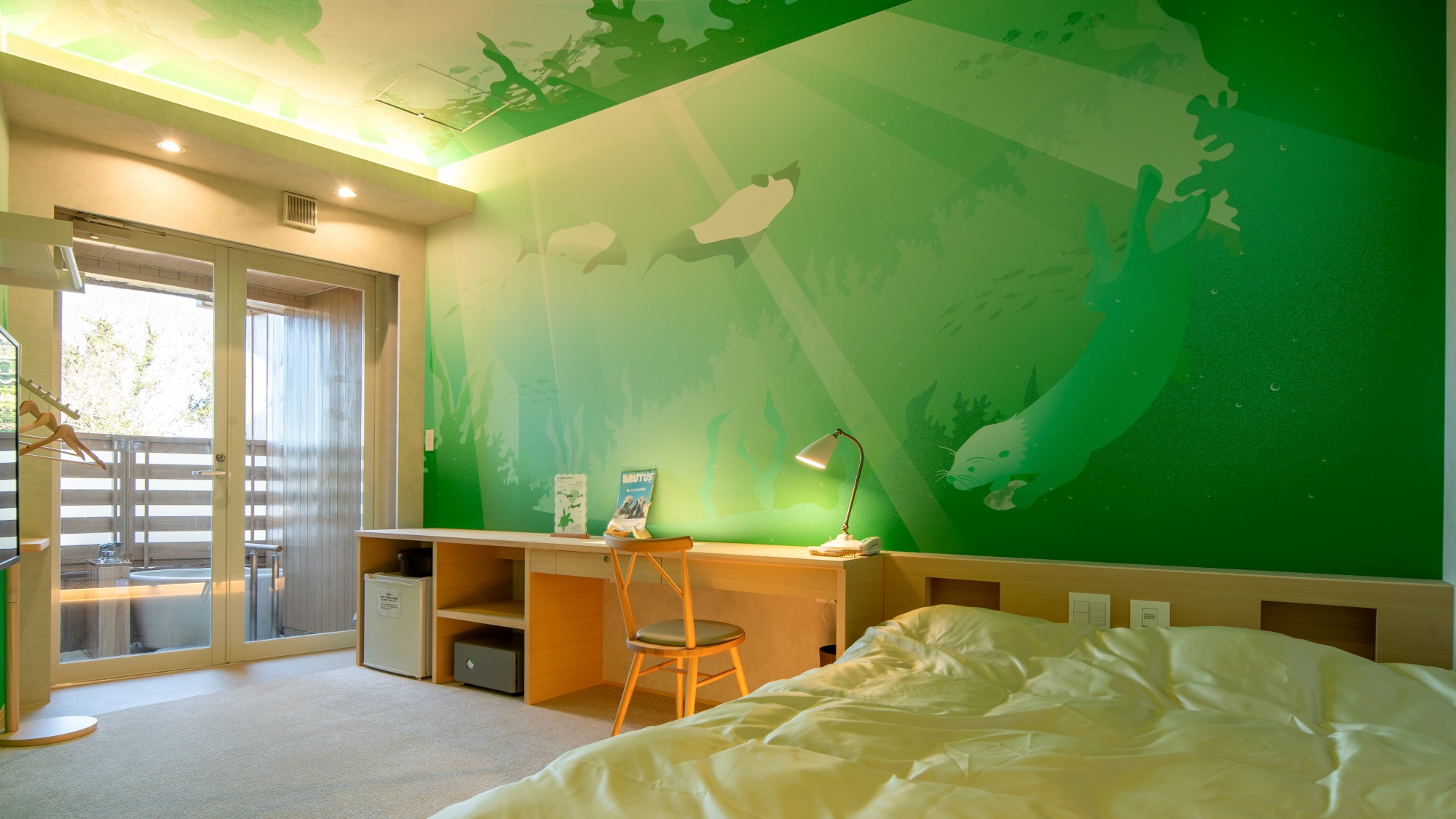 鳥羽水族館監修「ラッコグリーン」露天風呂付ダブル(33㎡）