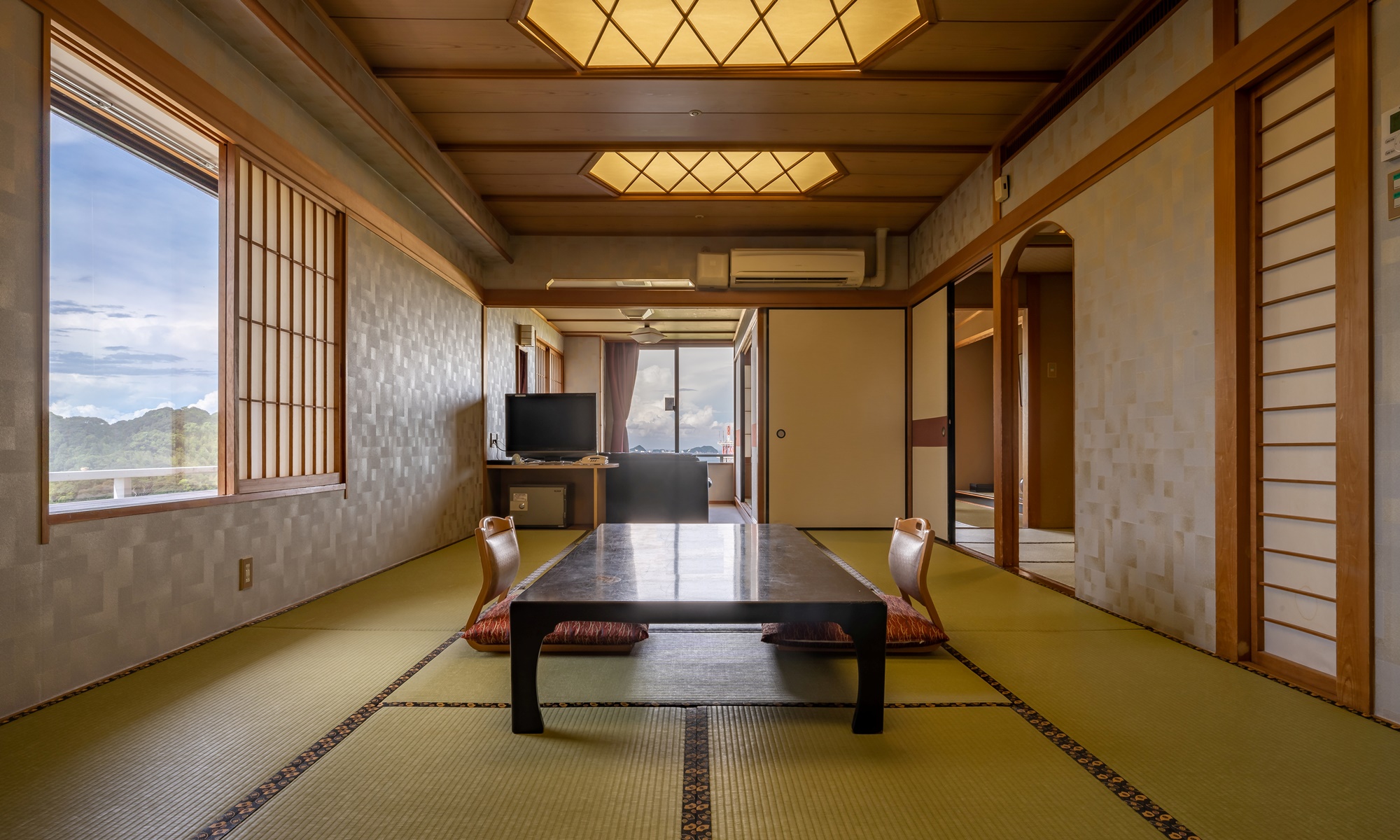 二間続きの大部屋和室（客室タイプはお選びいただけません）