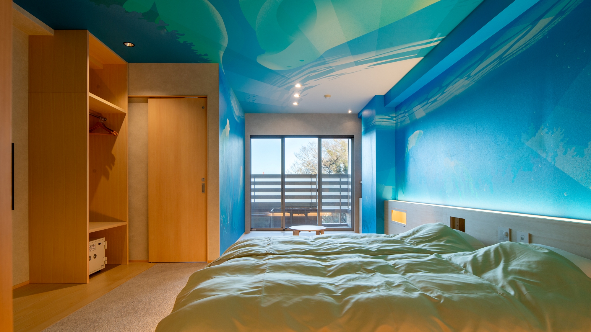 鳥羽水族館監修「ラッコブルー」露天風呂付和洋室（40㎡）