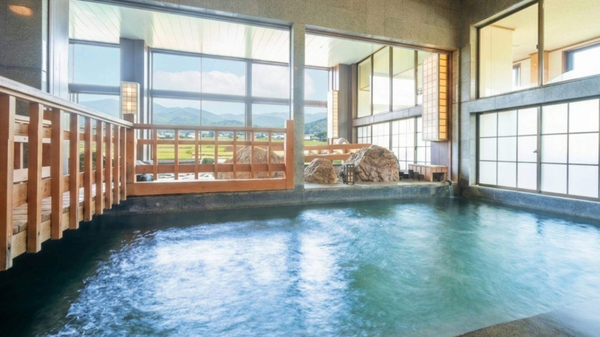 【天然温泉】