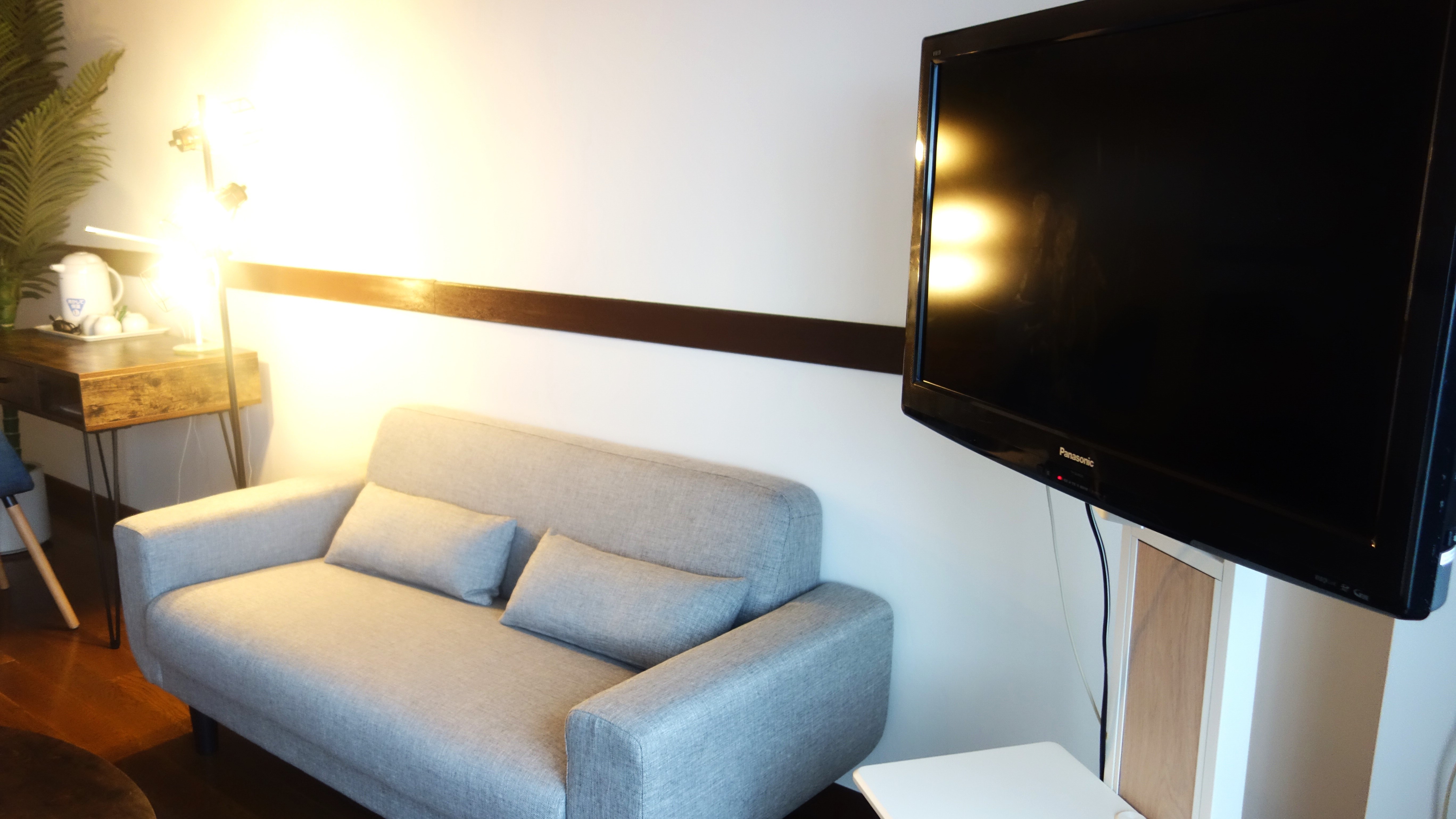 大型テレビ