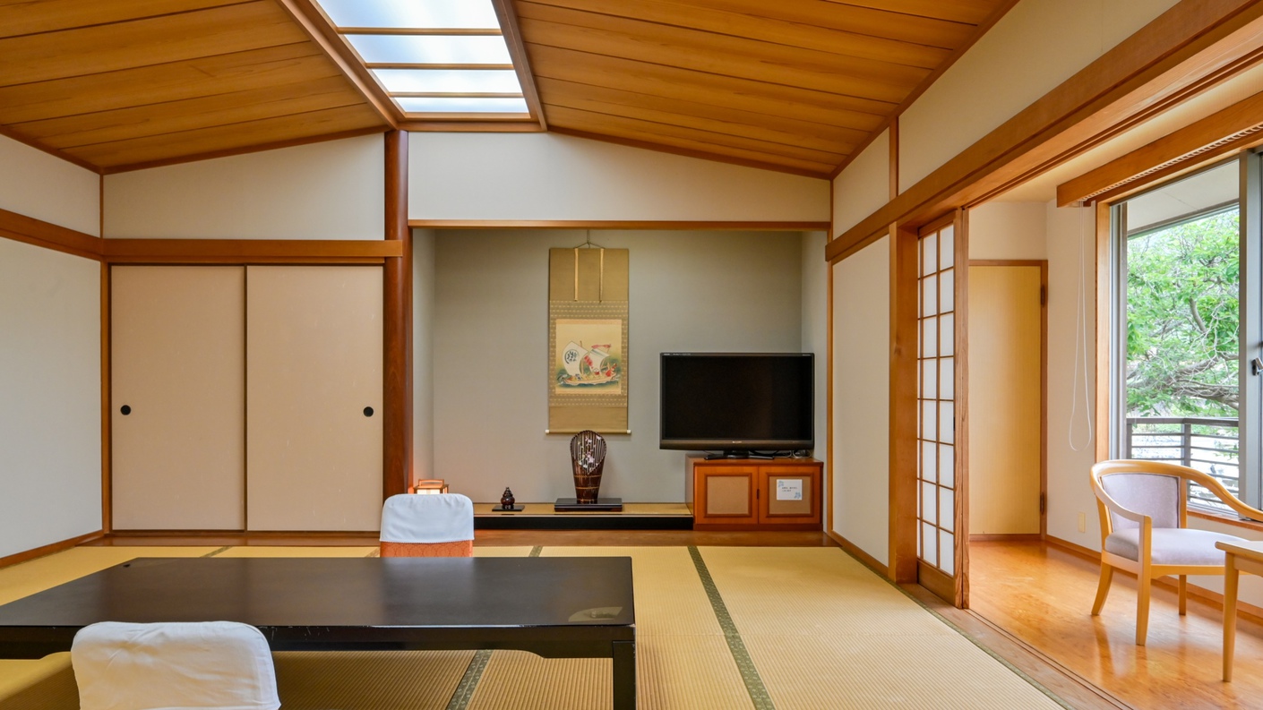 【離れ】川側-梅/桜- 12畳和室 〜温泉付客室〜