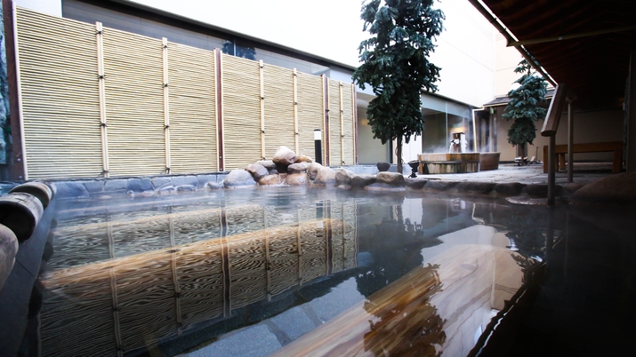 【朝食バイキング付】40種類バイキング 大浴場完備 駐車場無料