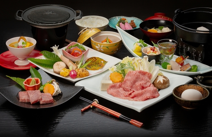 【年末年始限定アップグレード】お正月は河鹿荘で贅沢なひとときを〜米沢牛メインが２品選べる〜