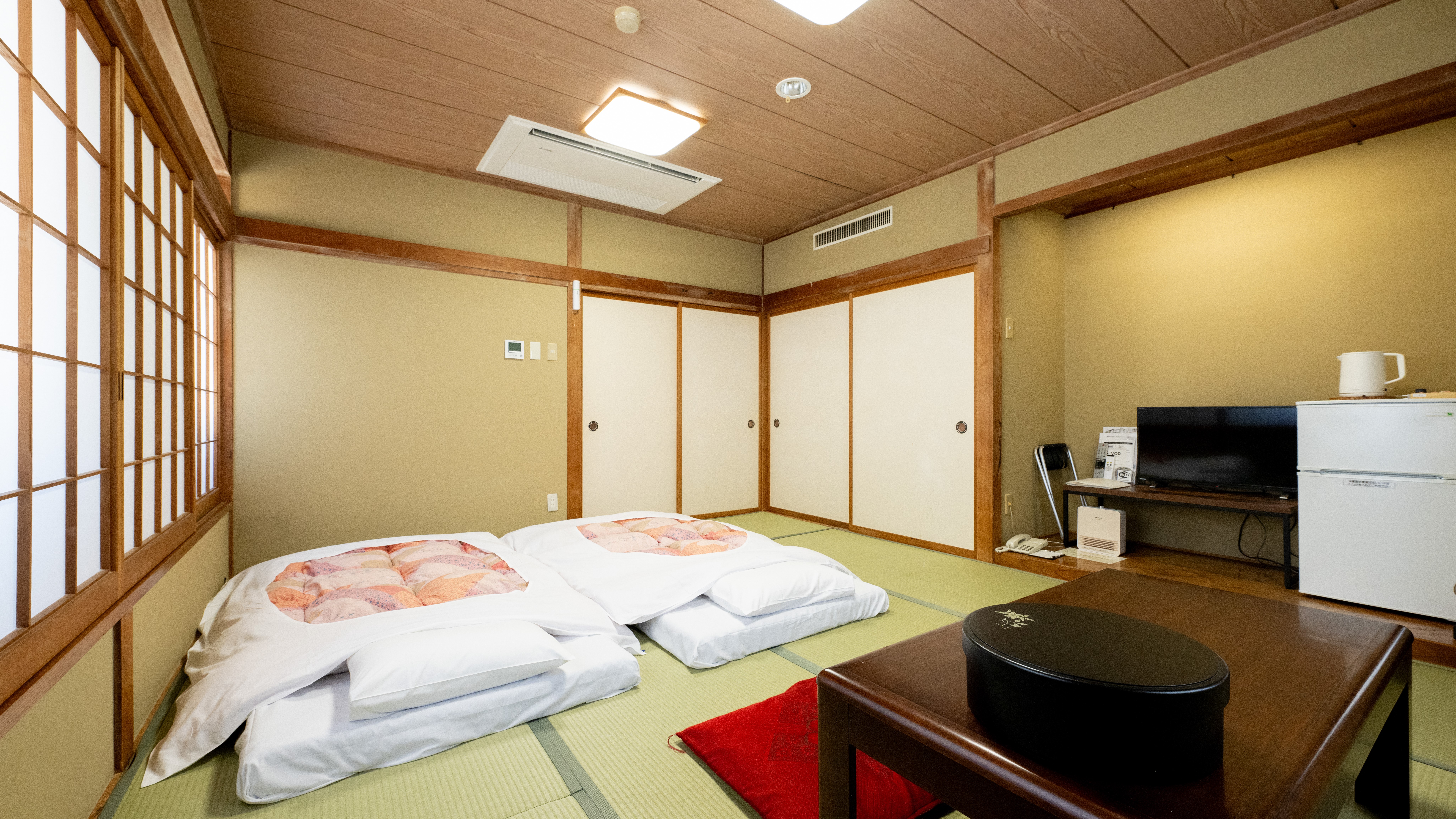 *和室10畳：定員人数5名様まで可能！グループ旅行に最適な客室です。＜客室イメージ＞