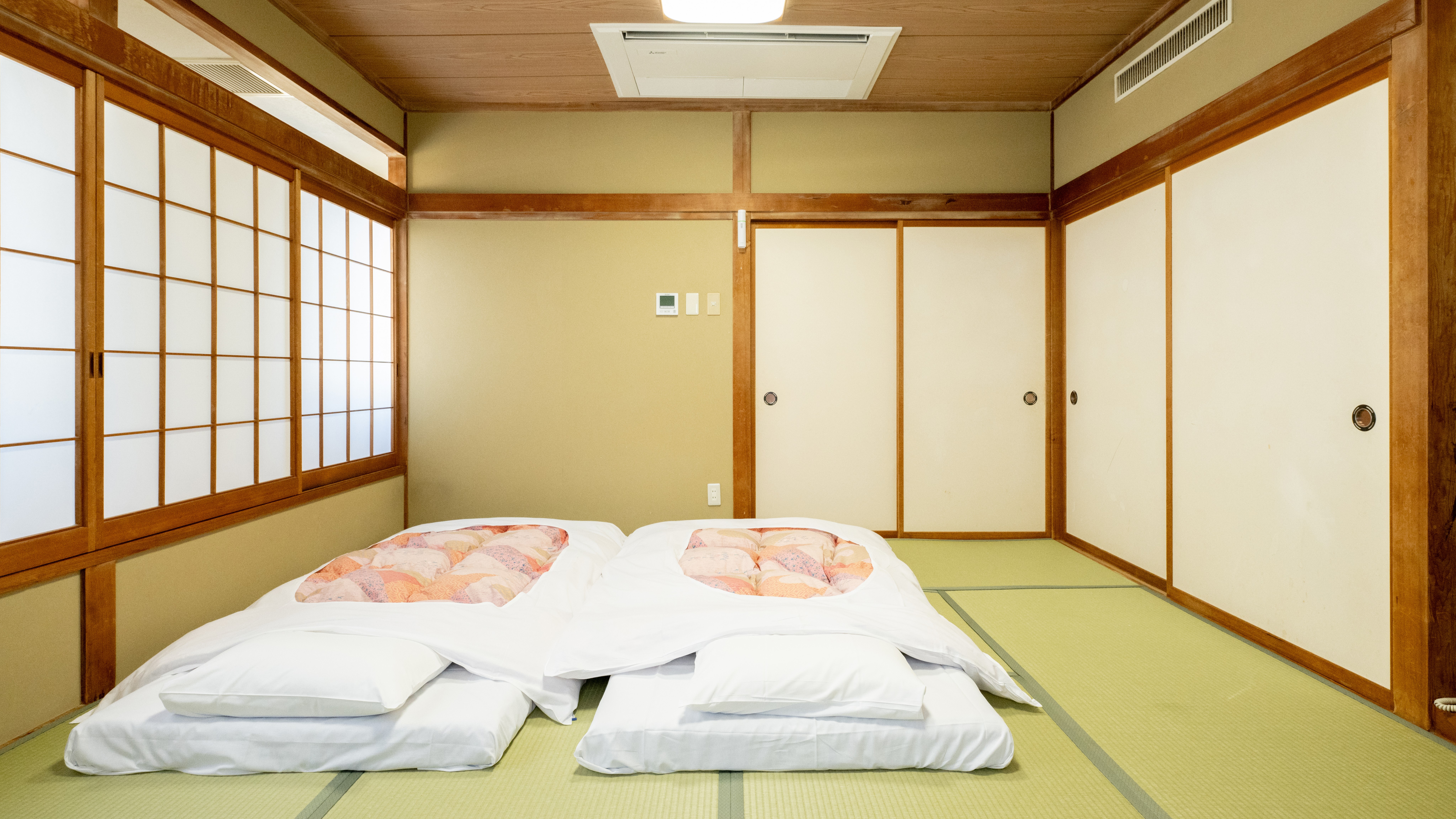 *和室10畳：定員人数5名様まで可能！グループ旅行に最適な客室です。＜客室イメージ＞