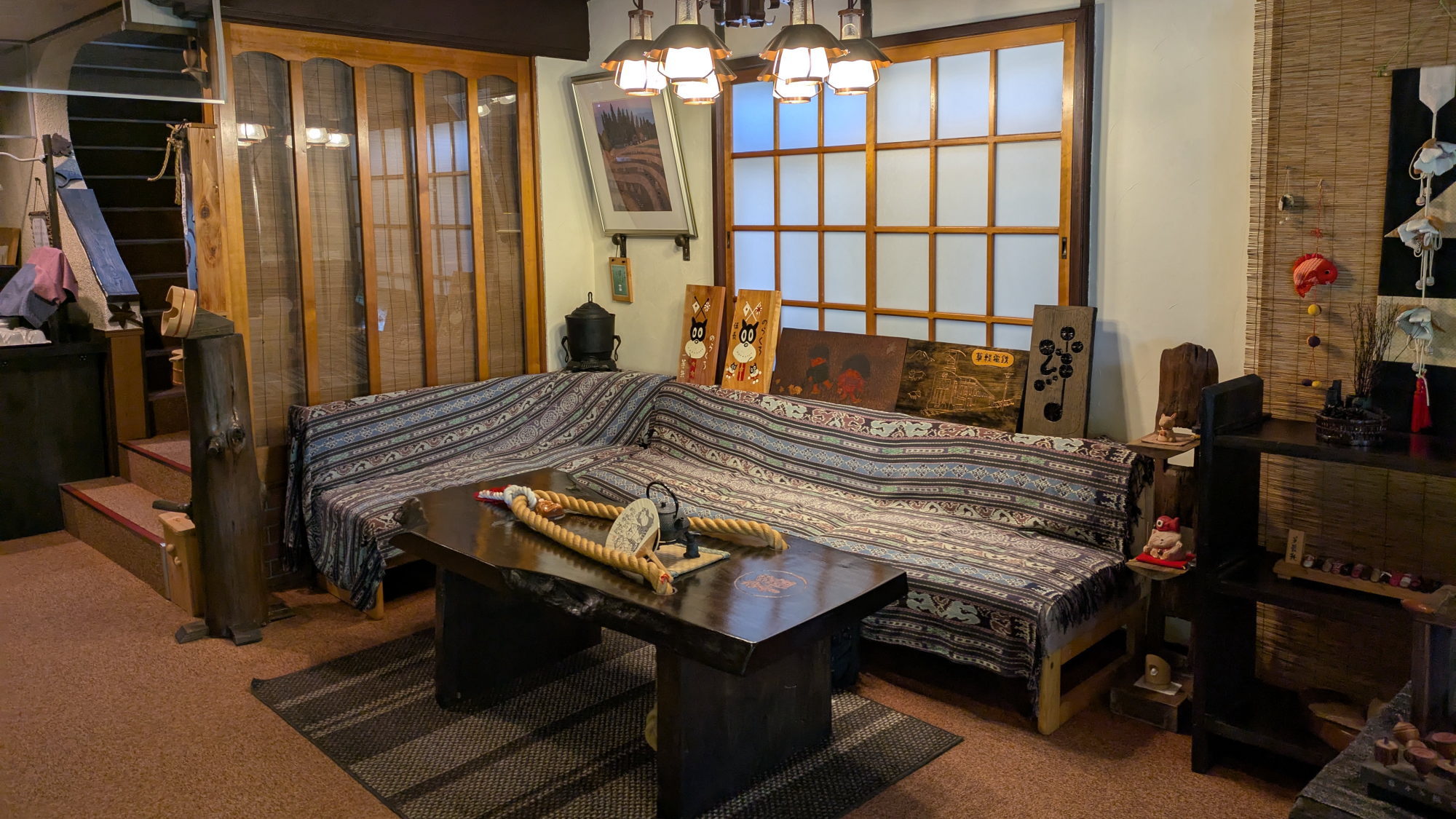 【館内】ラウンジ