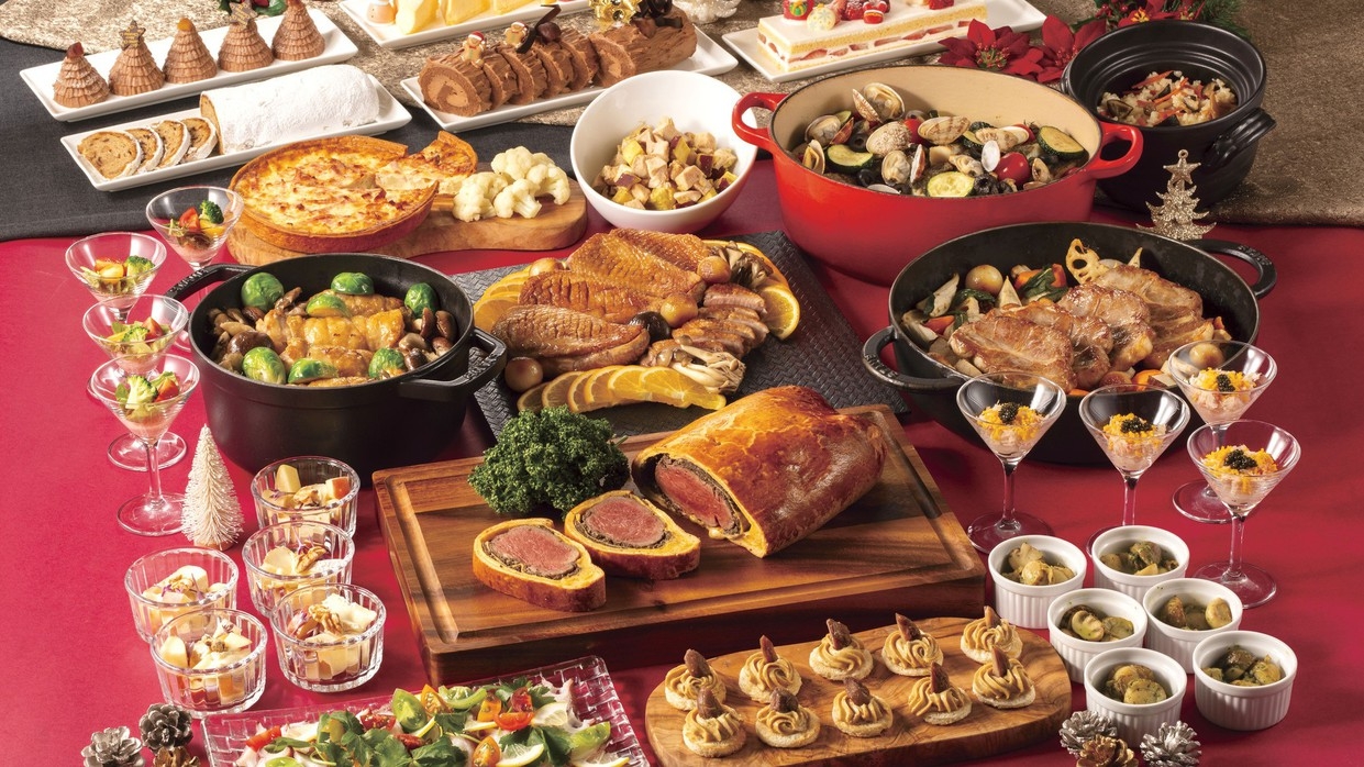 《19:00-20:40》クリスマスディナービュッフェ付きプラン(夕食付き／パークチケット購入可能)