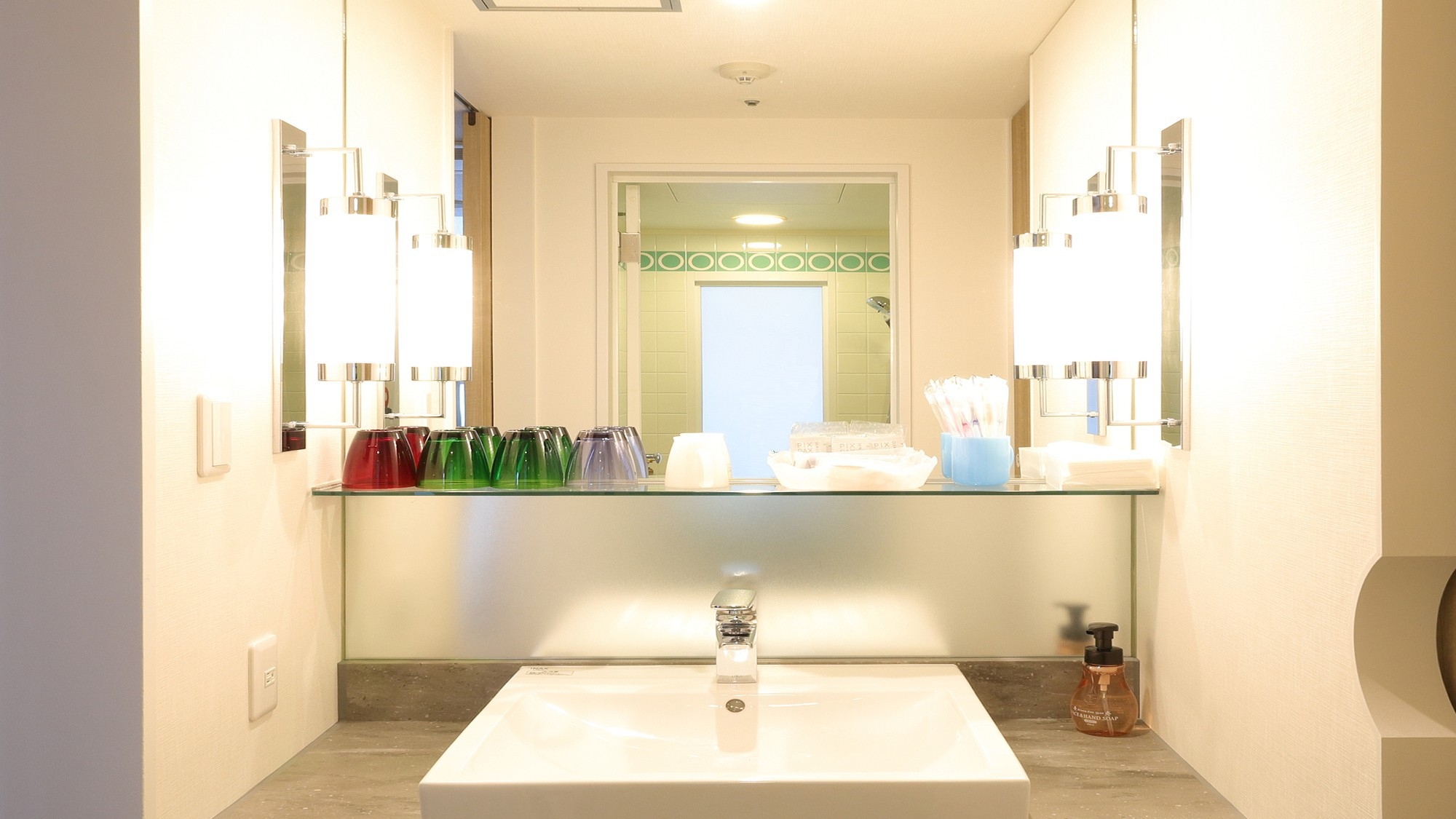 【リニューアルオープン】コンフォートルームステイ（お食事なし／パークチケット購入可能）