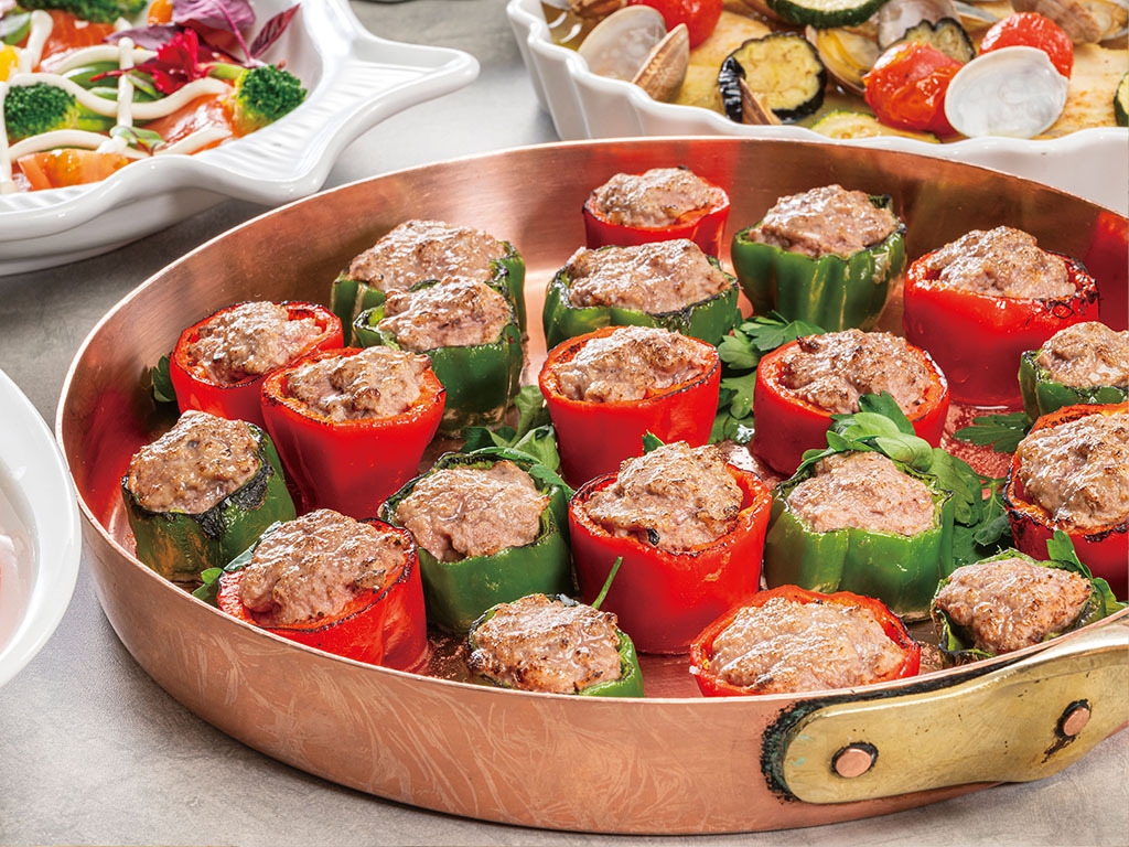 《17:00-18:40》米沢牛サーロインステーキ食べ放題！(2食付／パークチケット購入可能)