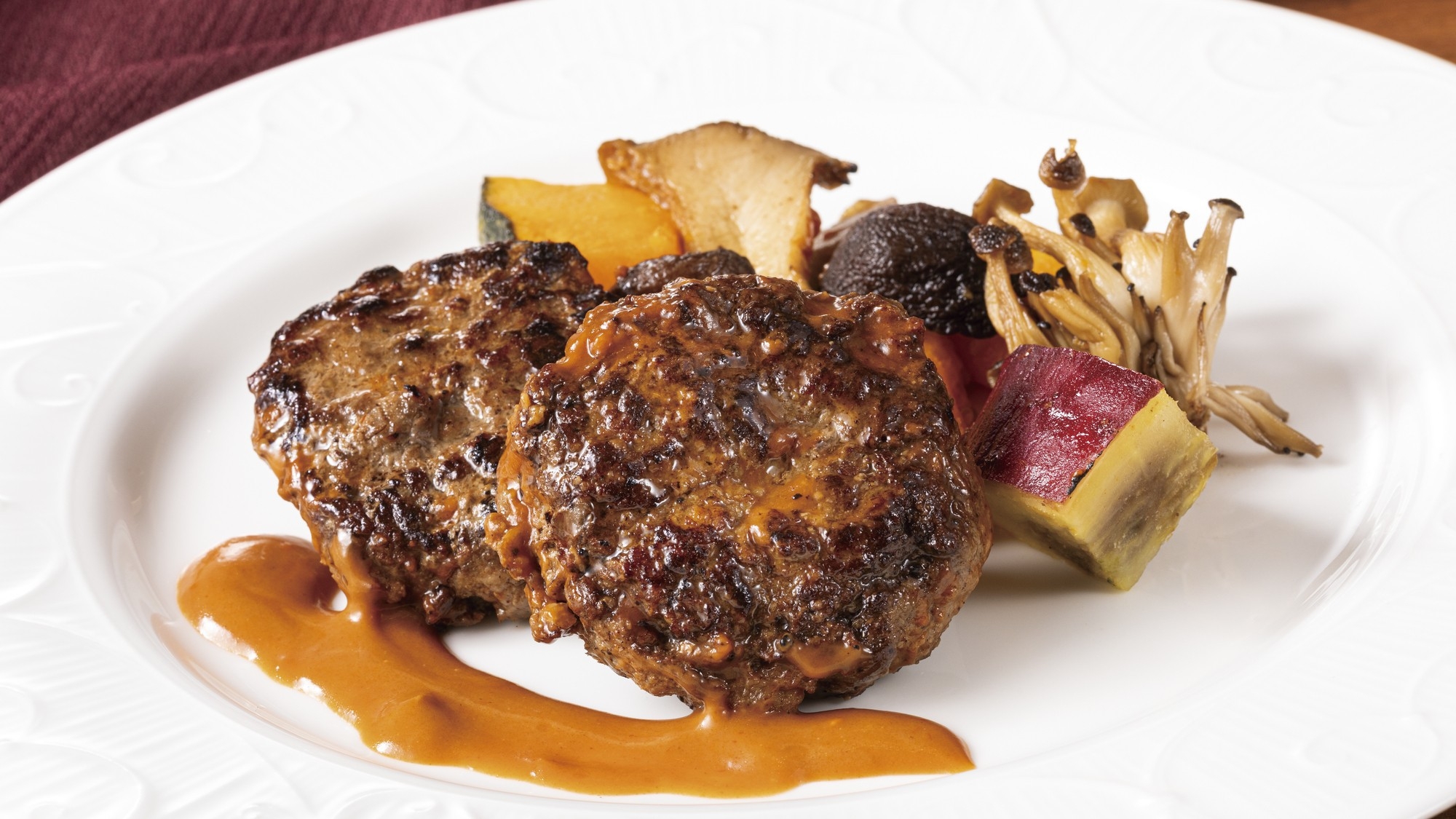 ≪お食事時間19:15-20:55≫年末年始ディナービュッフェ付き(夕食付／パークチケット購入可能)