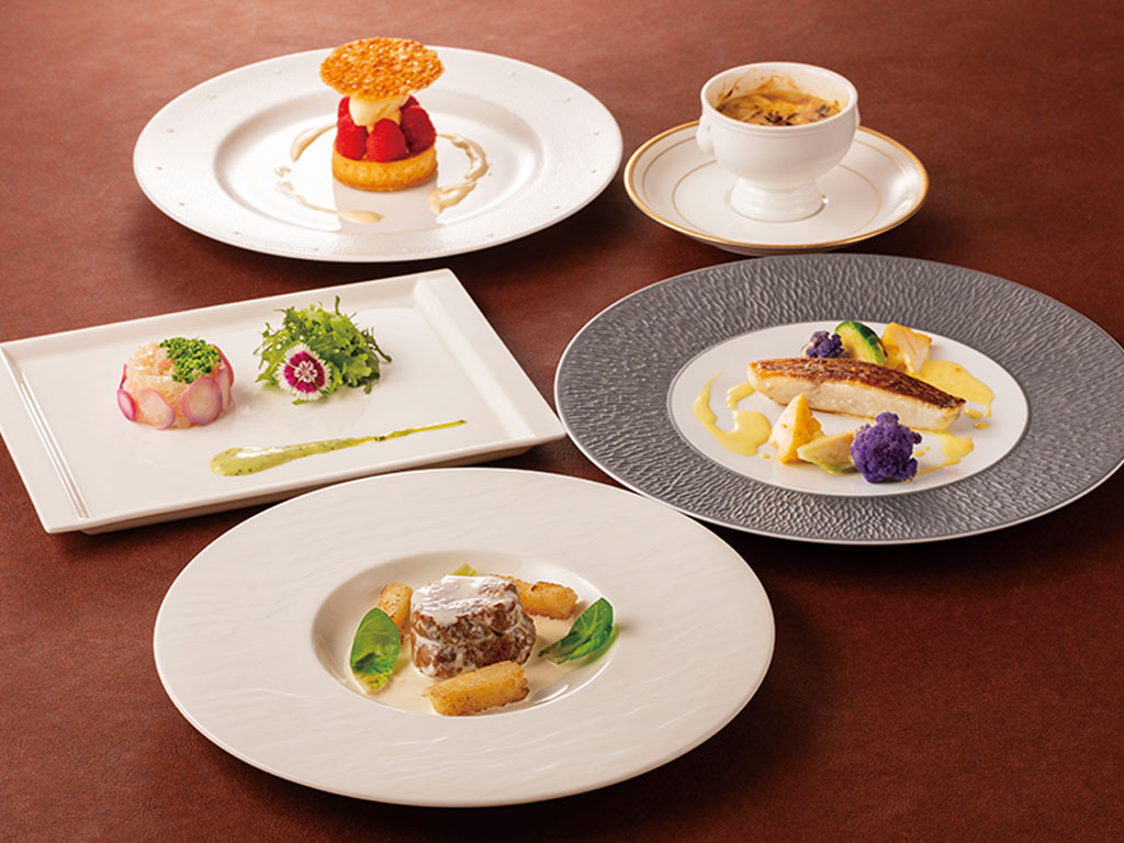 Versailles(ベルサイユ)《12月-2月》 ※画像はお一人様分イメージです。