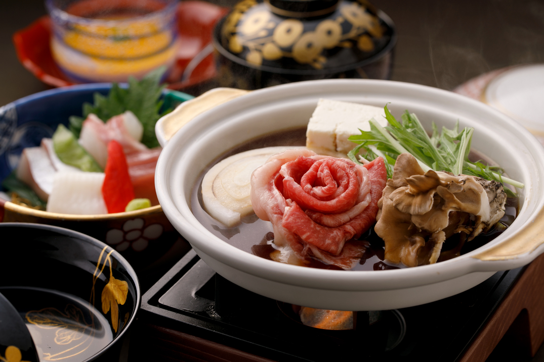 【大自然・二食付】地元の醤油を使った豊後牛のすき煮会席プラン★ひぜんやの温泉+吉祥の湯で湯めぐり三昧
