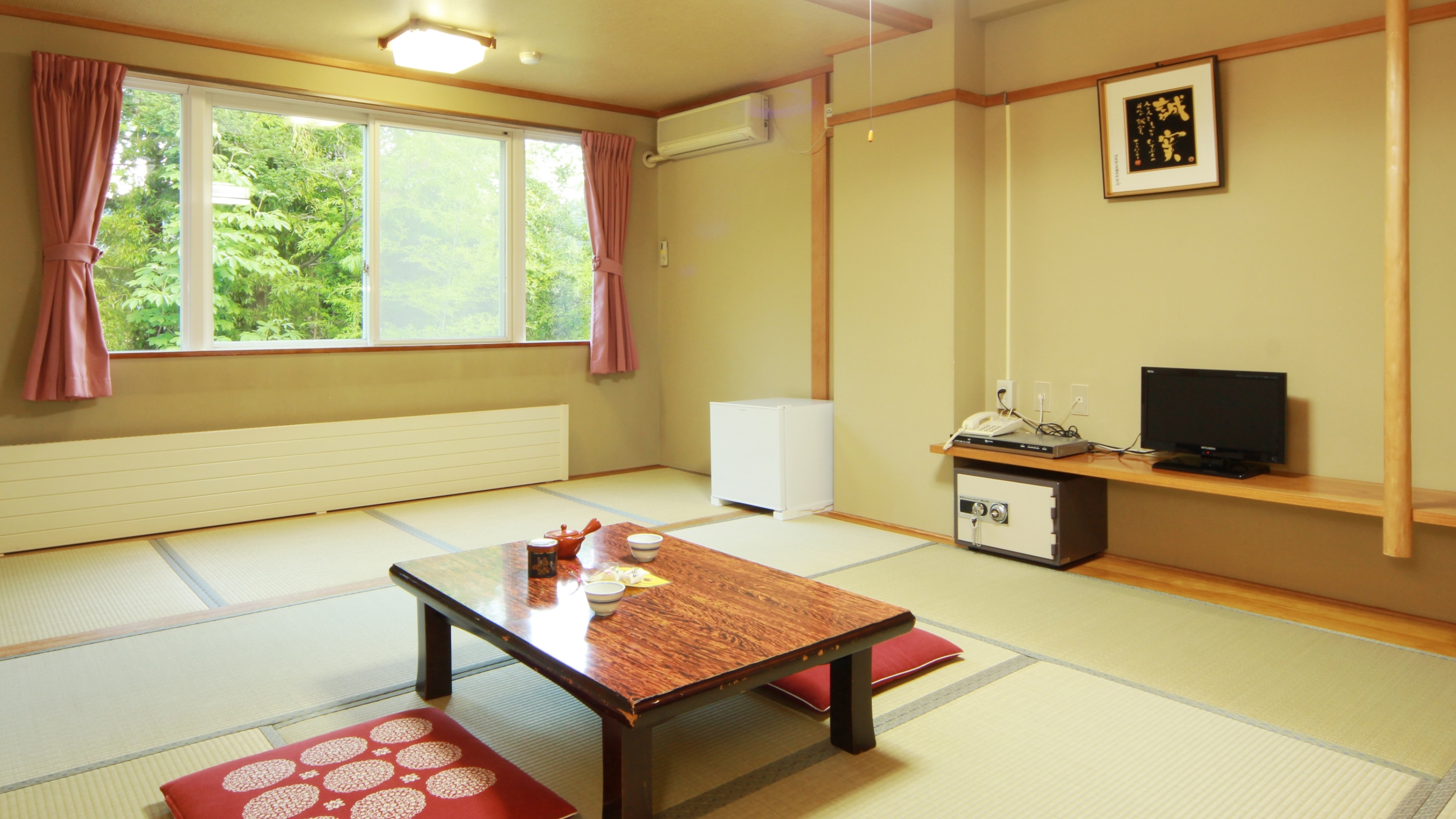 和室（バス・トイレ・洗面付）