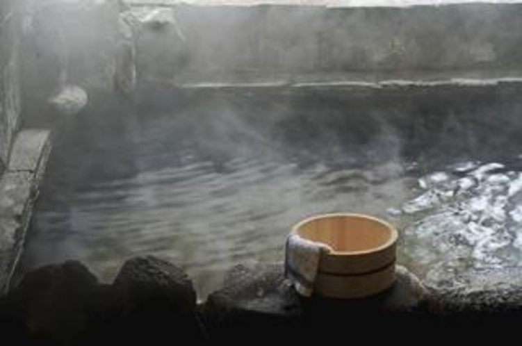 天然温泉岩風呂