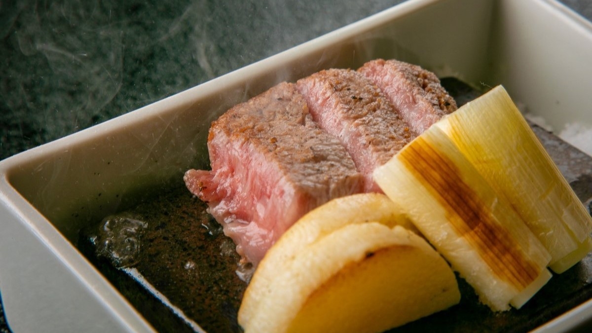 【翌日12時までご滞在可能】＜お部屋食＞相模湾で獲れた海の幸や温泉、客室を心ゆくまで｜1泊2食