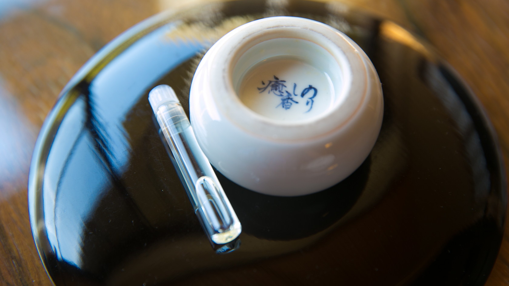 【アメニティ】季節ごとに楽しめる当館オリジナルのルームフレグランスの香りをお楽しみください。