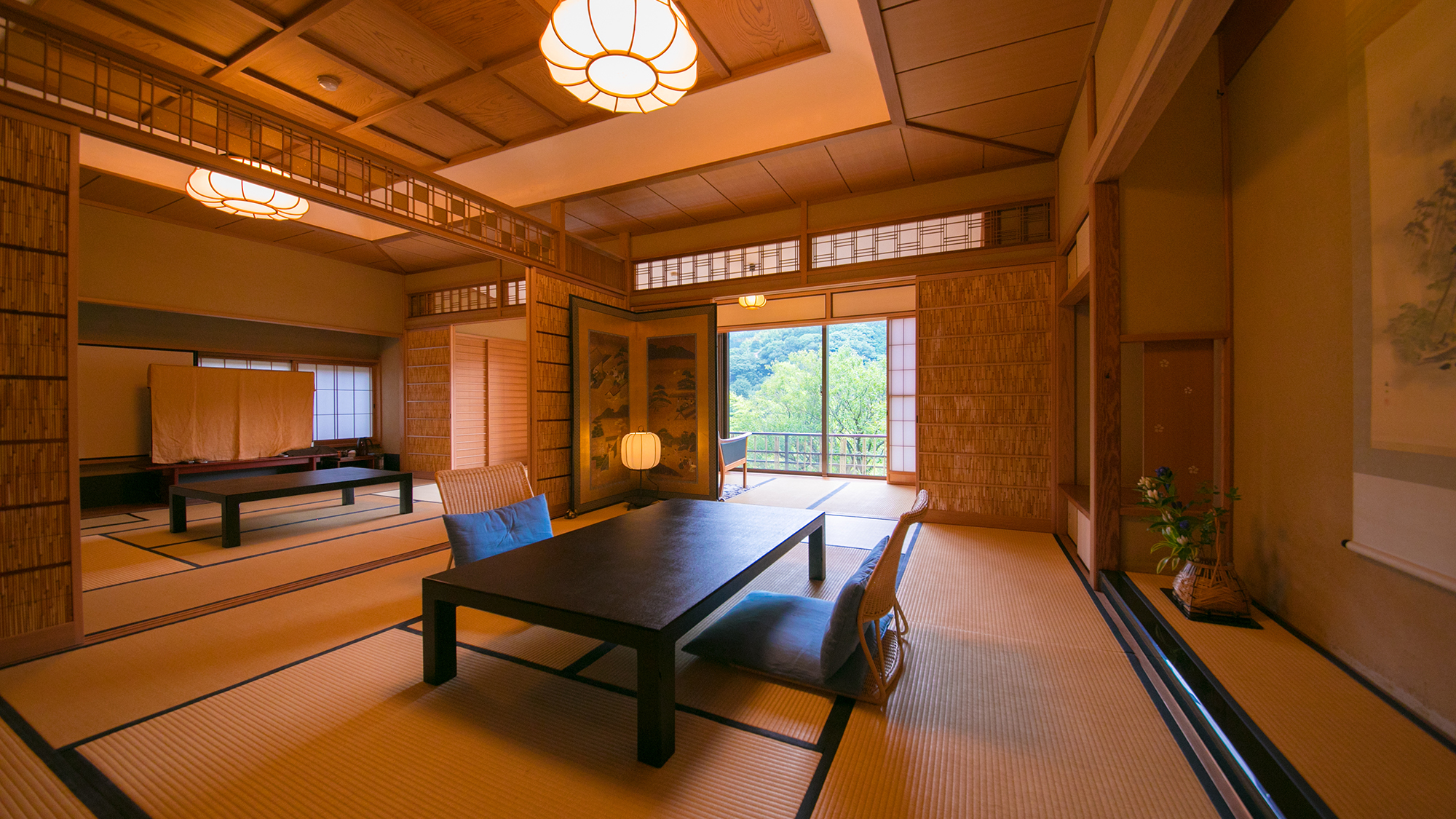 【特別室｜A】源泉◆踏込＋10畳＋8畳＋広縁／角部屋（74平米）