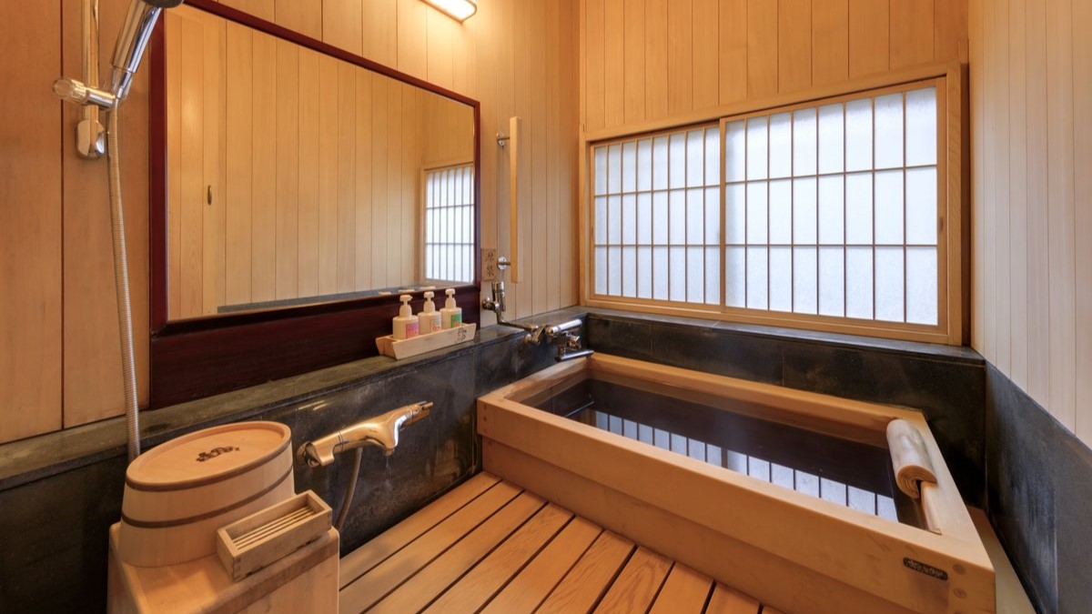 【貴賓室｜S】客室専用風呂（源泉）