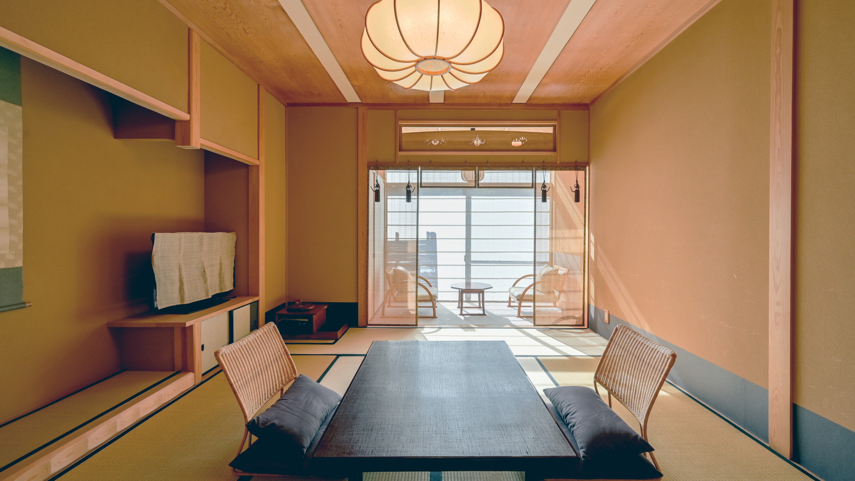 【標準客室｜D】檜の内風呂◆踏込＋和室10畳＋広縁（32平米）405号室