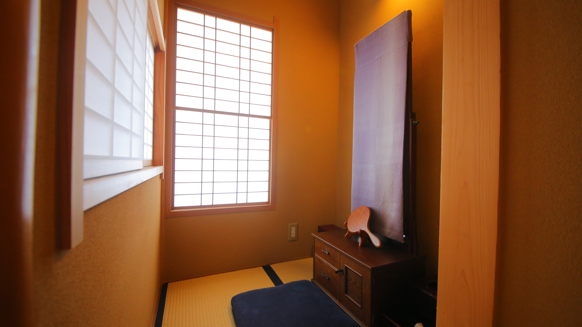 【標準客室｜C】化粧室の付いたゆったり寛げる和室