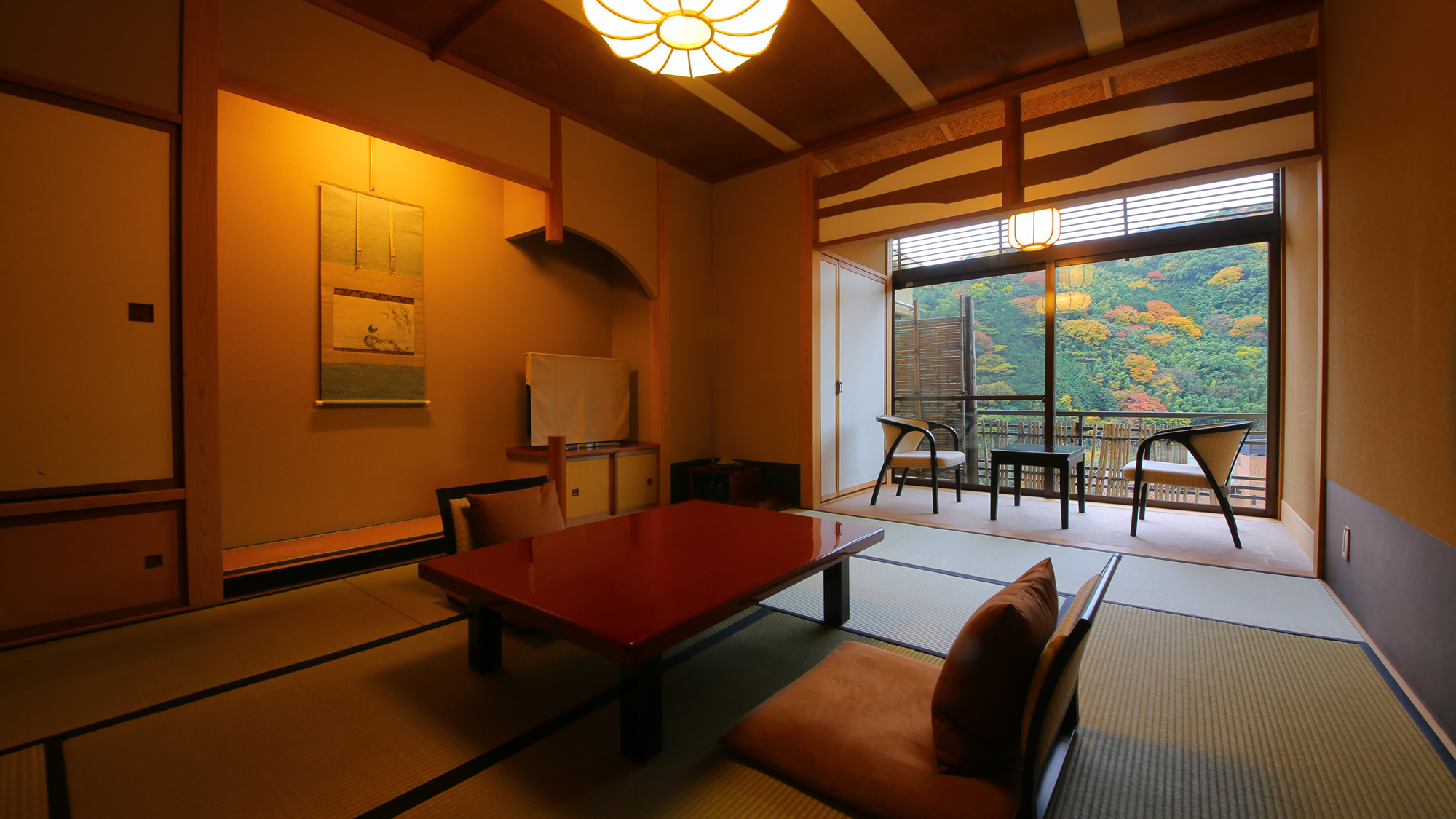 【標準客室｜D】檜の内風呂◆踏込＋和室10畳＋広縁（32平米）