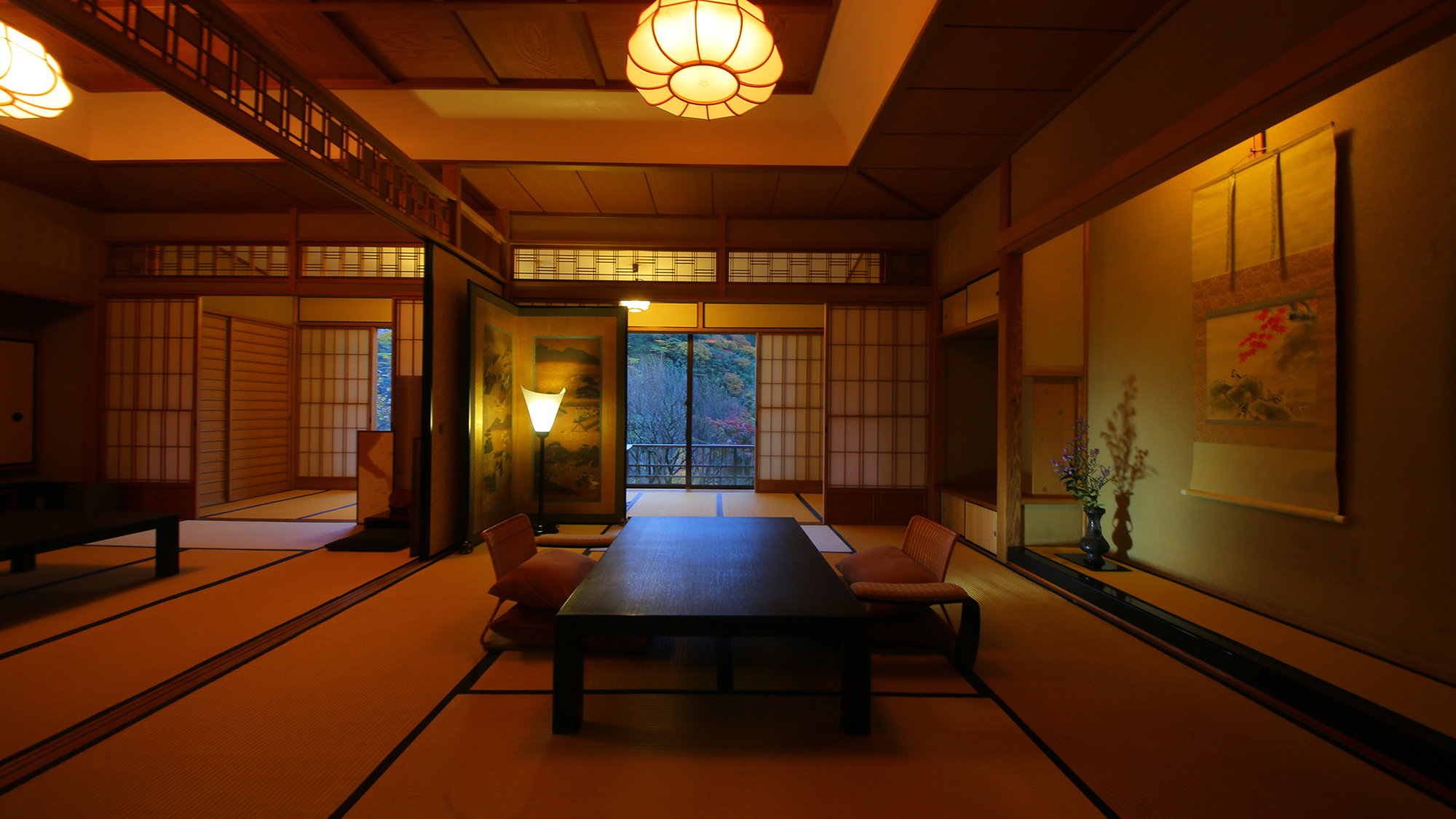 【特別室｜A】源泉◆踏込＋10畳＋8畳＋広縁／角部屋（74平米）