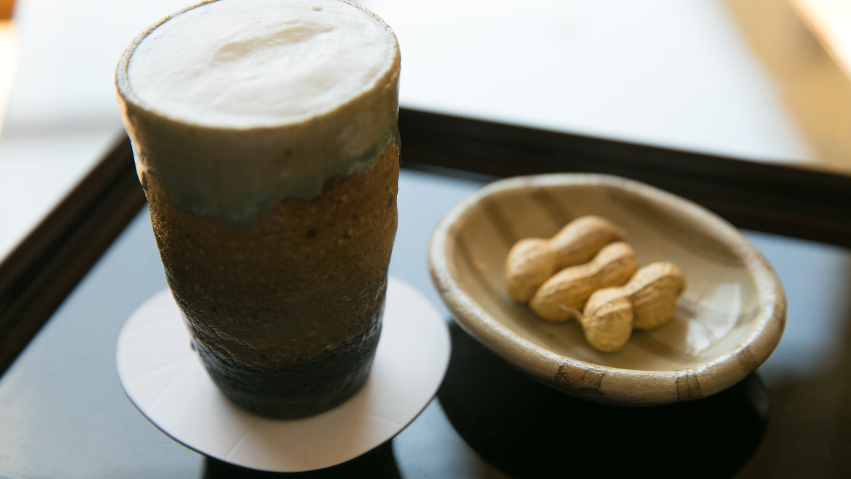 湯上りサービスの生ビール。日頃の疲れをお風呂でお部屋で癒してください。