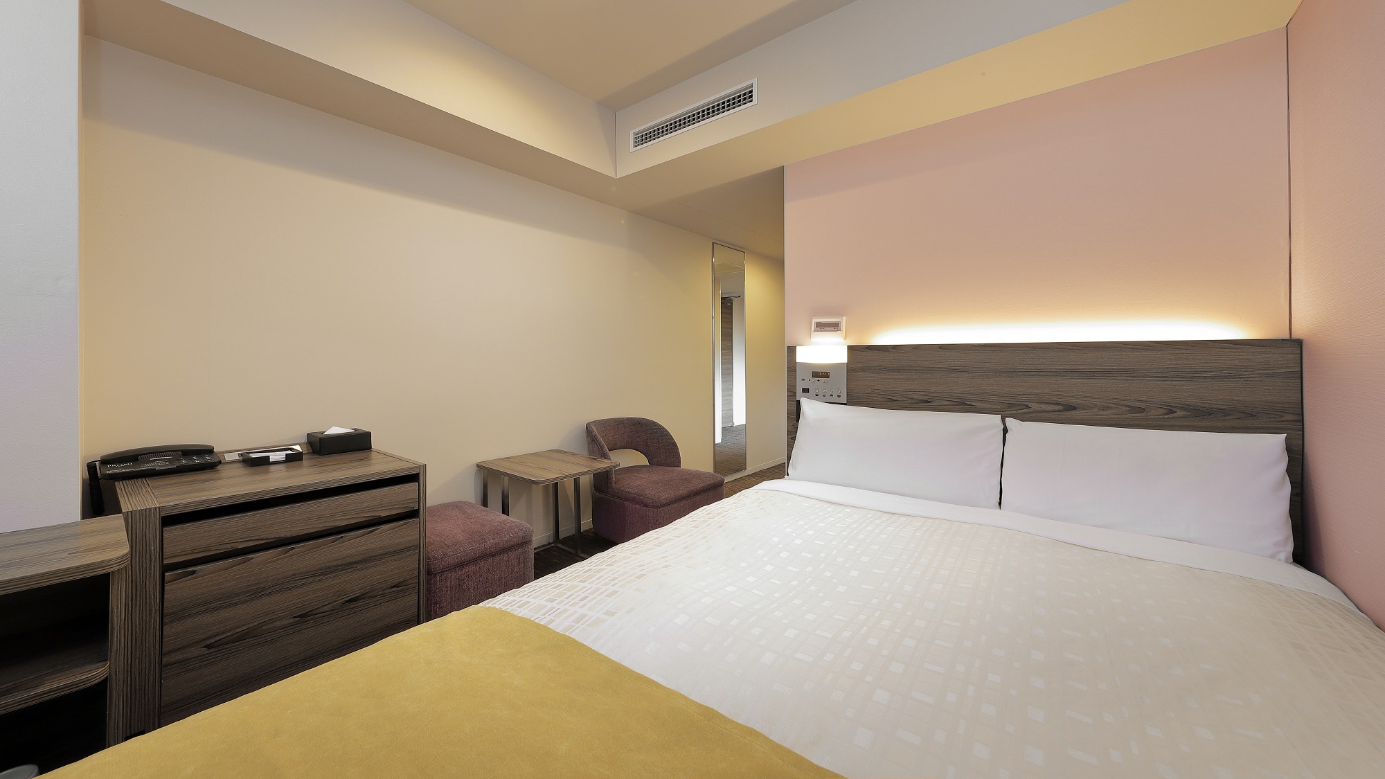 セミダブルルーム