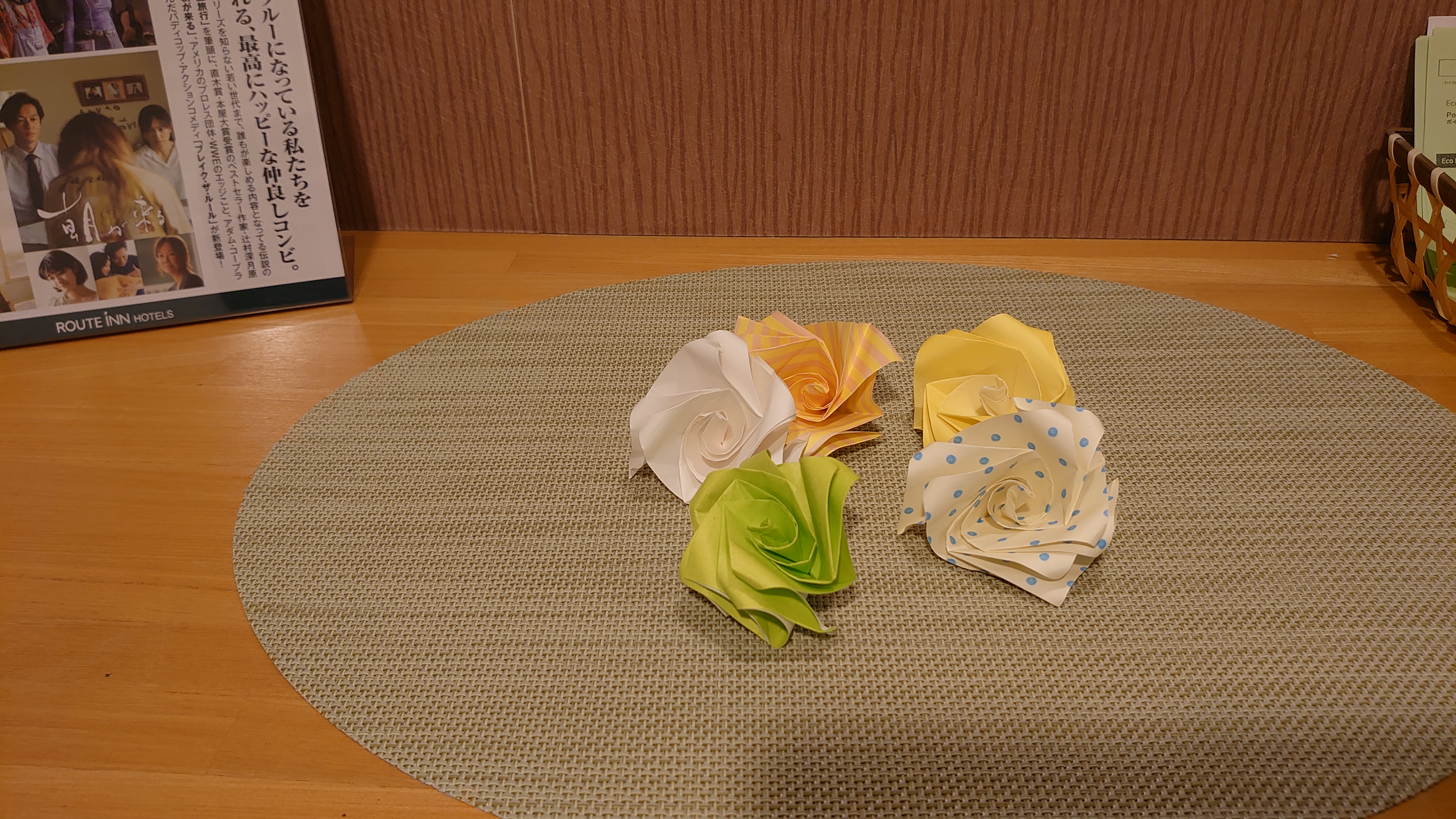 季節を彩る折り紙を各フロアにご用意しております。